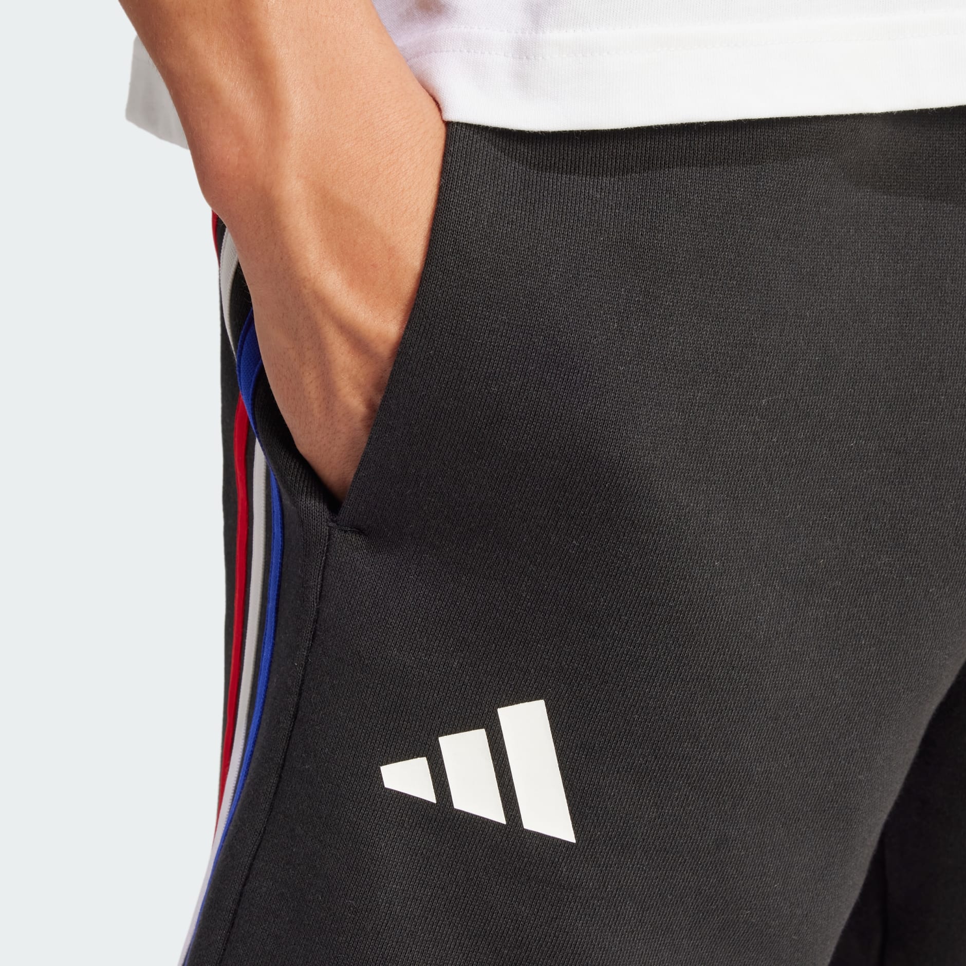 Pantaloni scurți din material plușat Franța Essentials cu 3 dungi