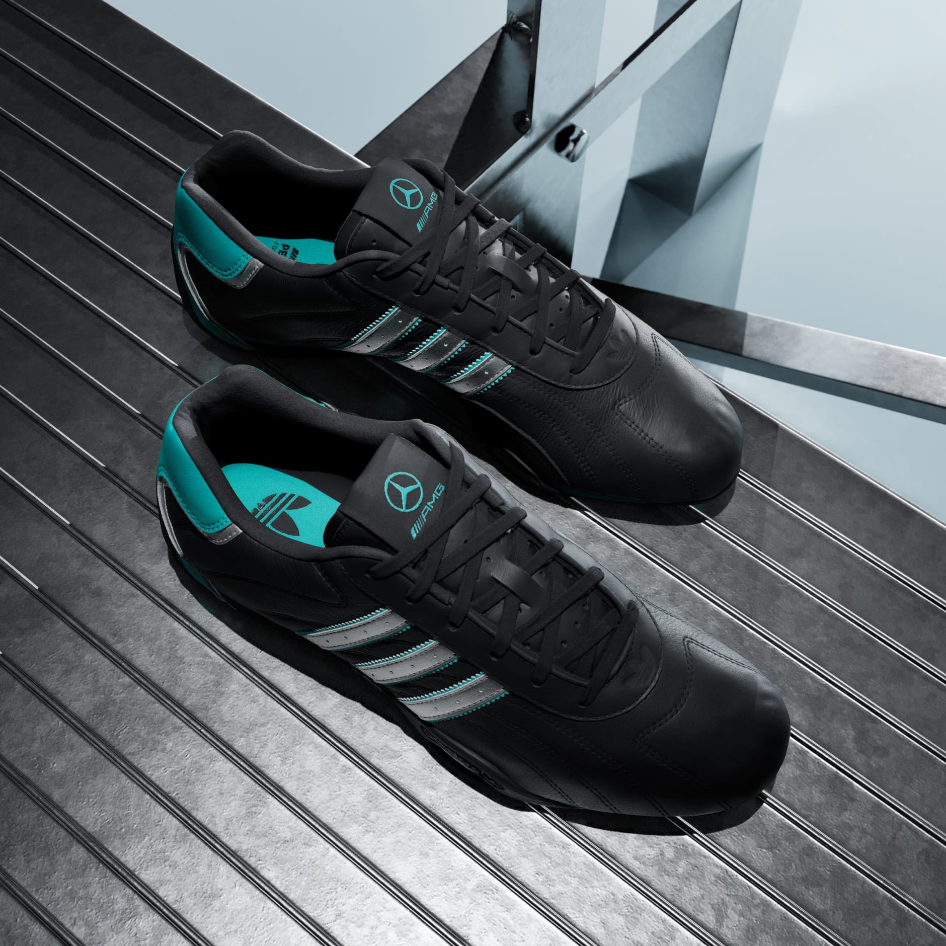 ADIRACER LO MERCEDES AMG PETRONAS F1 TEAM SHOES
