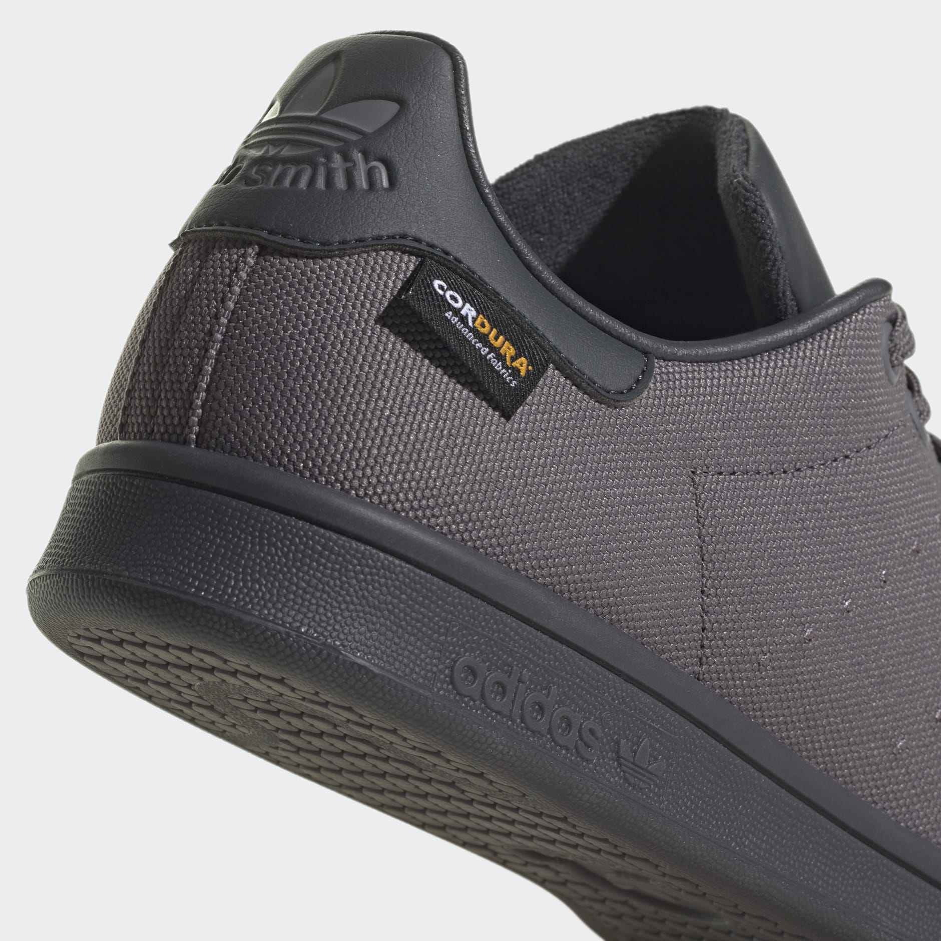 حذاء Stan Smith