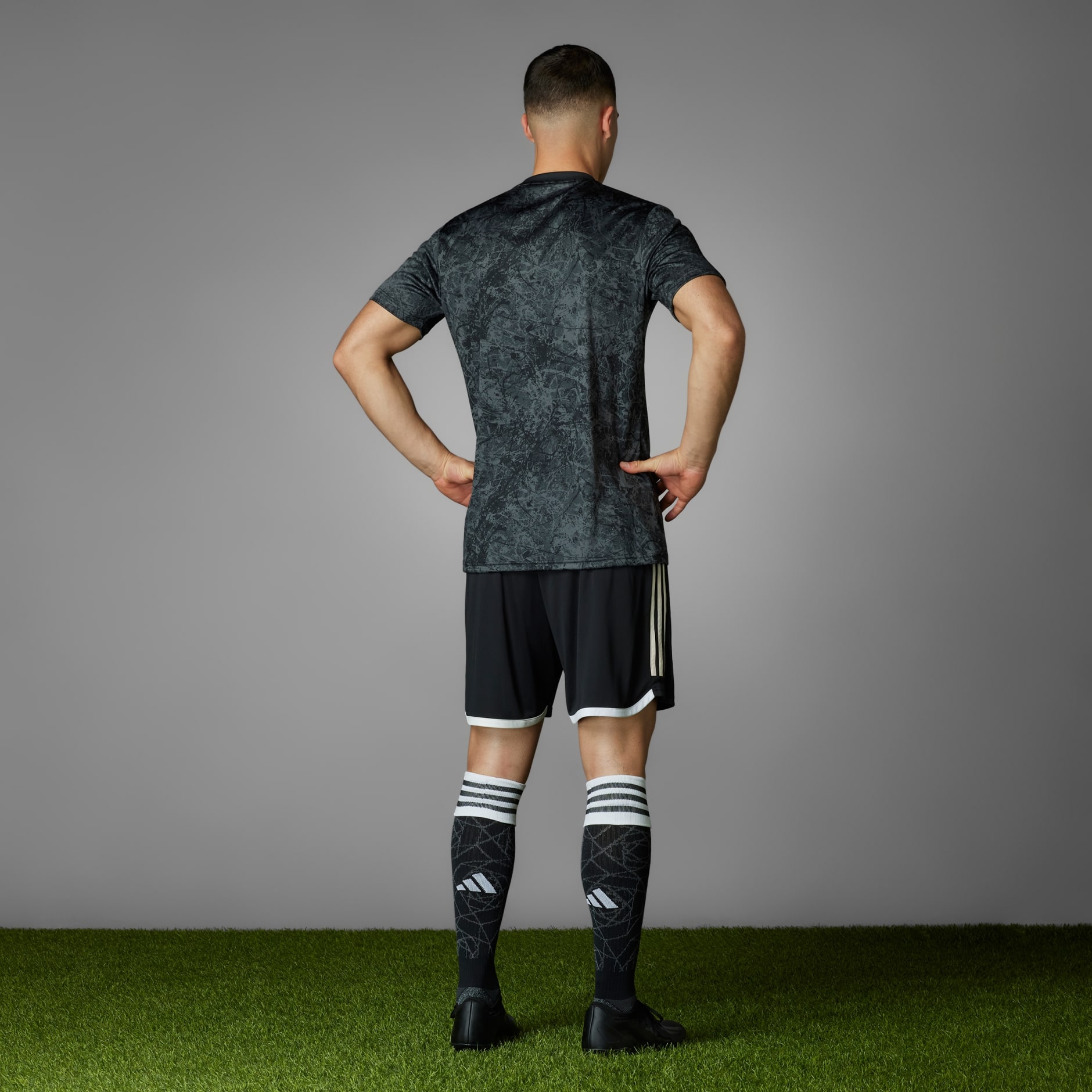 Nike brasil Brazil gray grey training pre match soccer jersey for