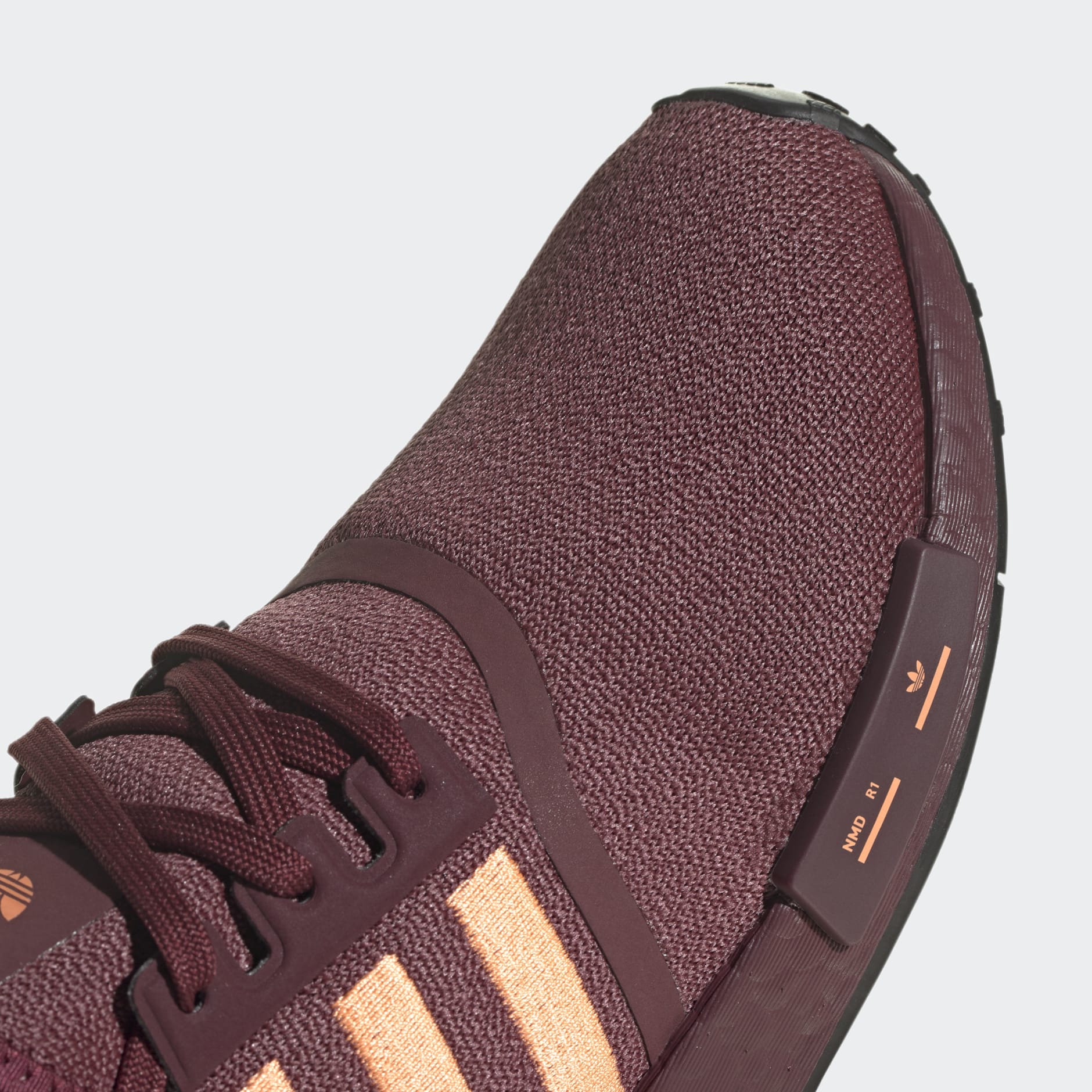 Adidas Originals Women's NMD_R1 Shoes, Size 8, Burgundy