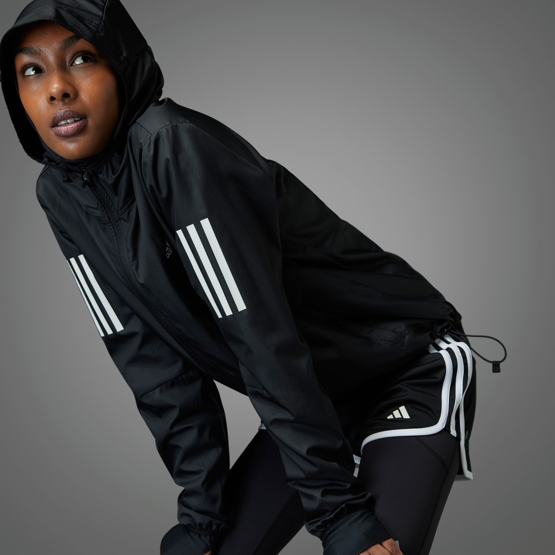 adidas מעיל רוח Own the Run Hooded Running Windbreaker - שחור | adidas IL