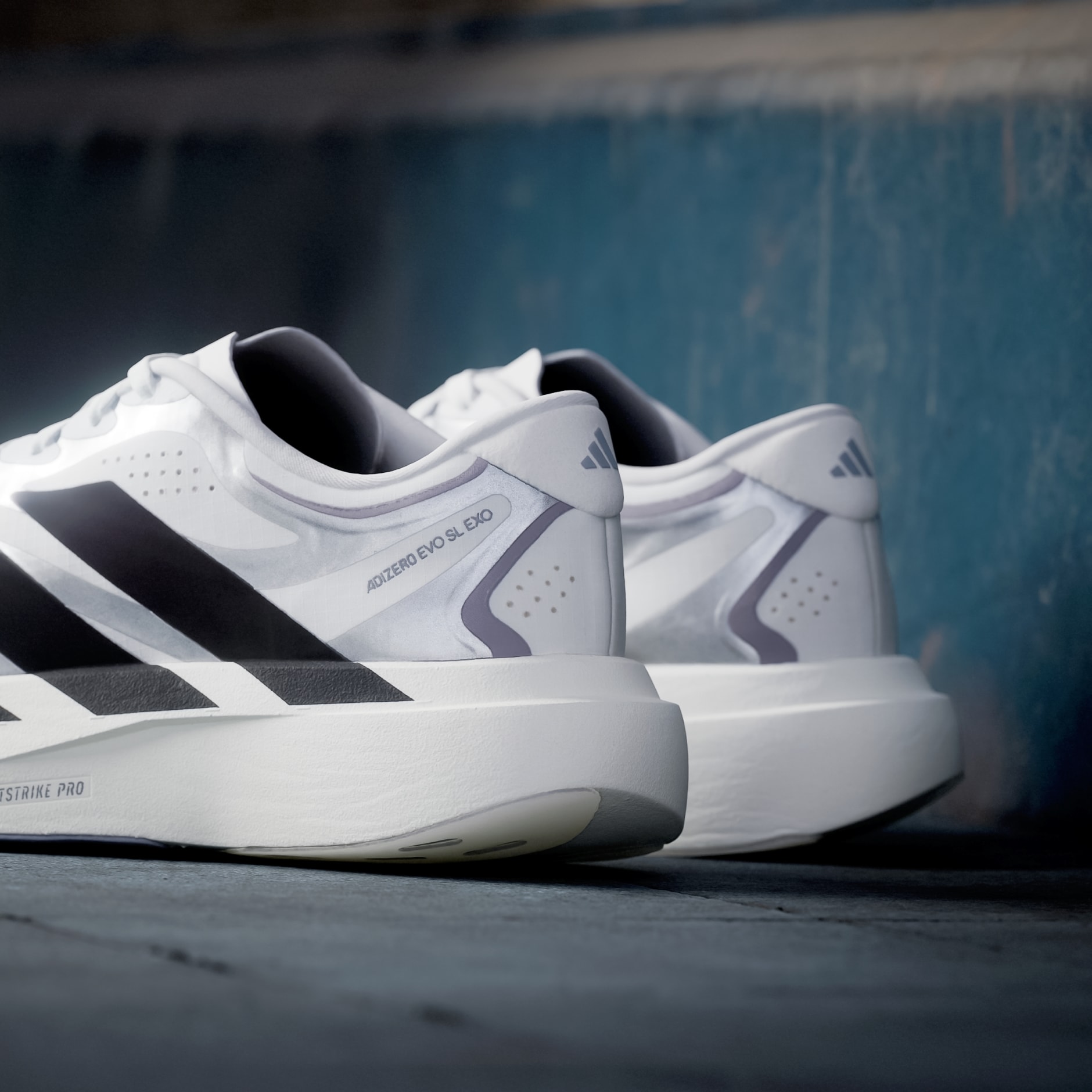 Adizero EVO SL EXO 鞋