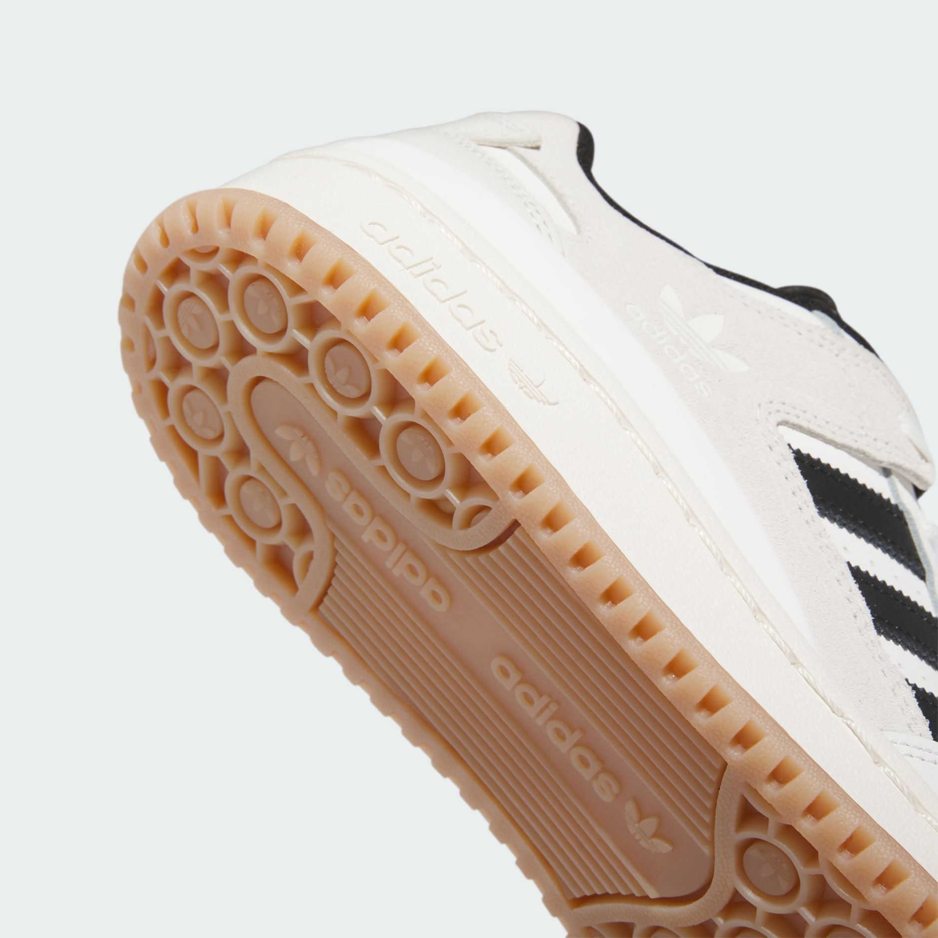 Tenis Forum Low