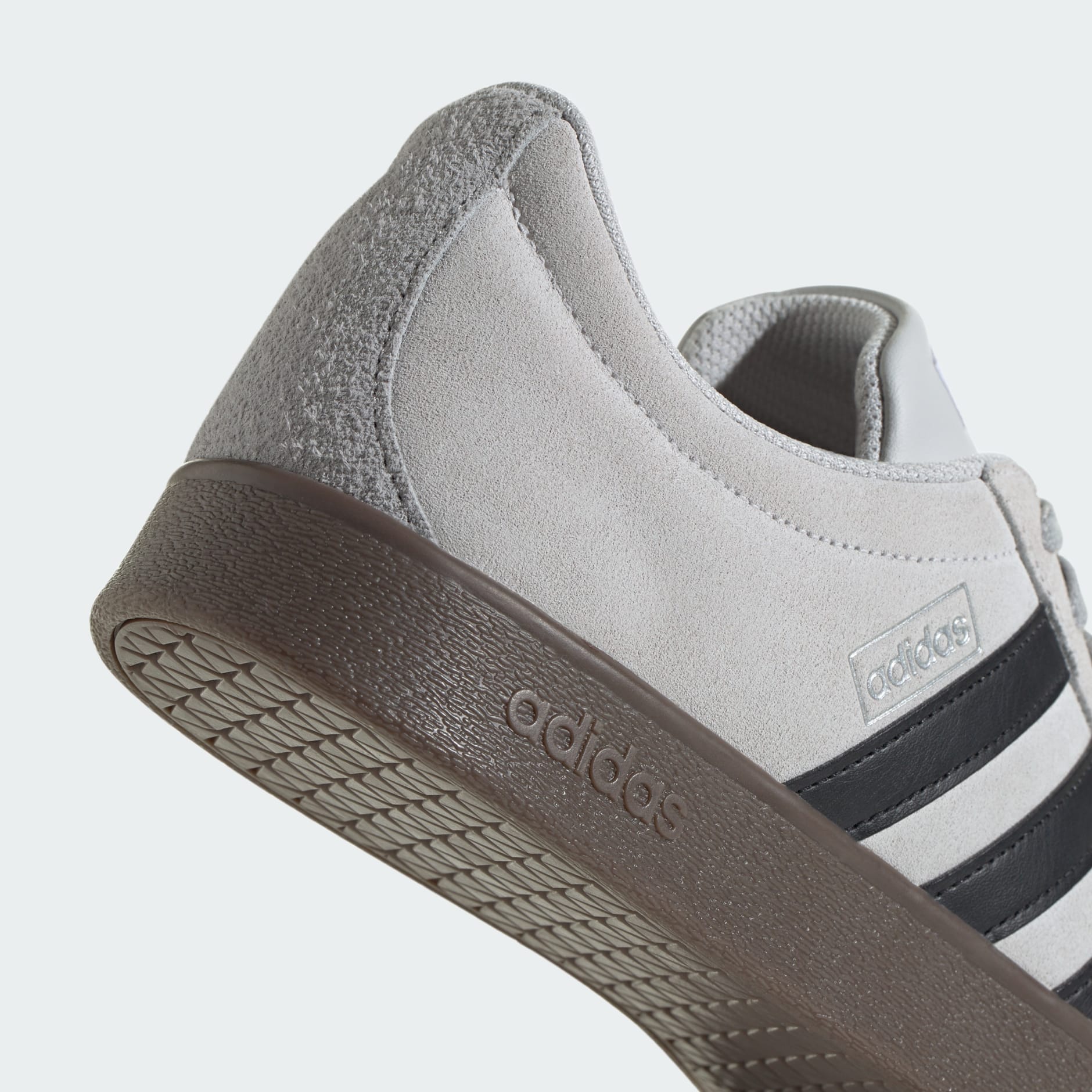 【ADIDAS】VL Court 2.0★VLコート2.0★JR2560 Amazon.com | adidas Performance Men's VL Court 2.0 Sneaker