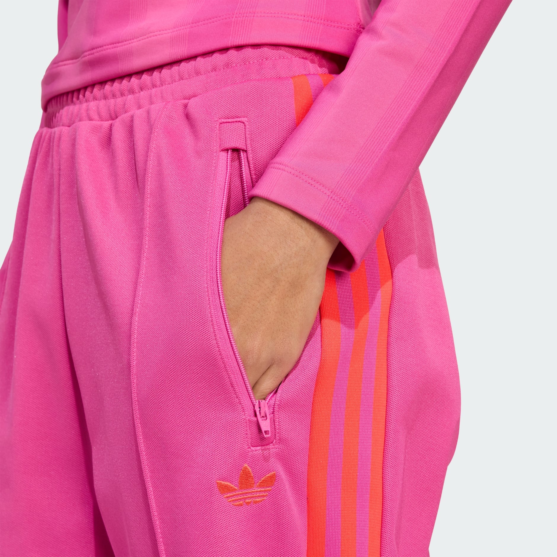 Pantaloni de trening cu element grafic