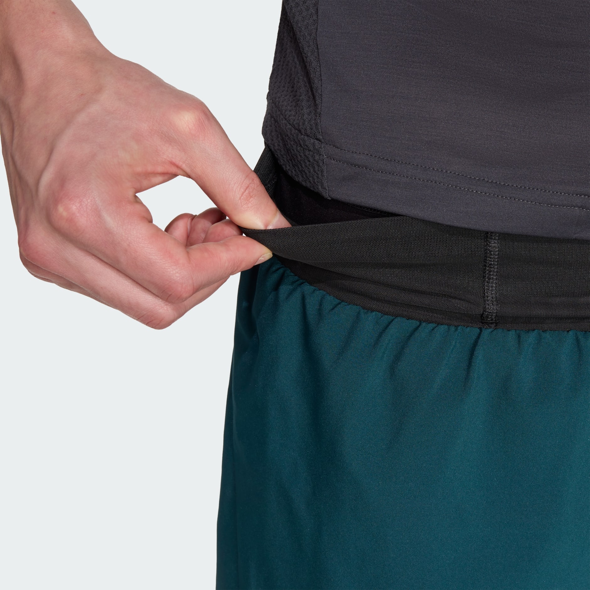 Pantaloni scurți Xperior