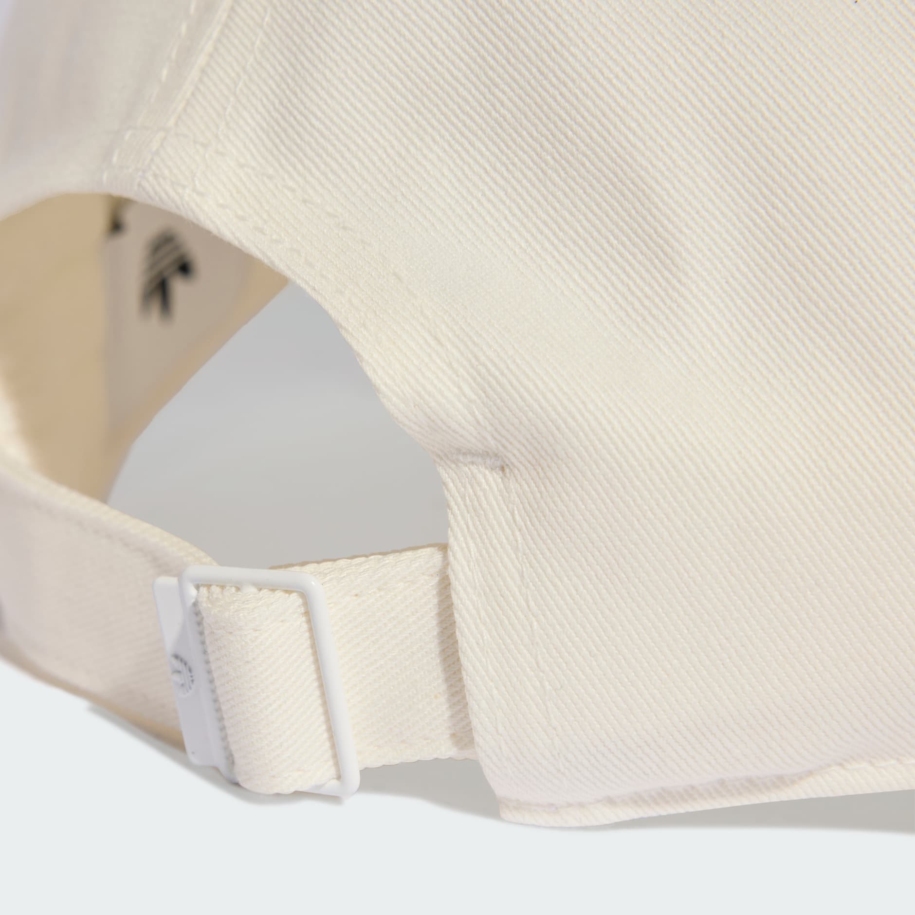 Everyday Icons Cap With Tonal Metal Trefoil