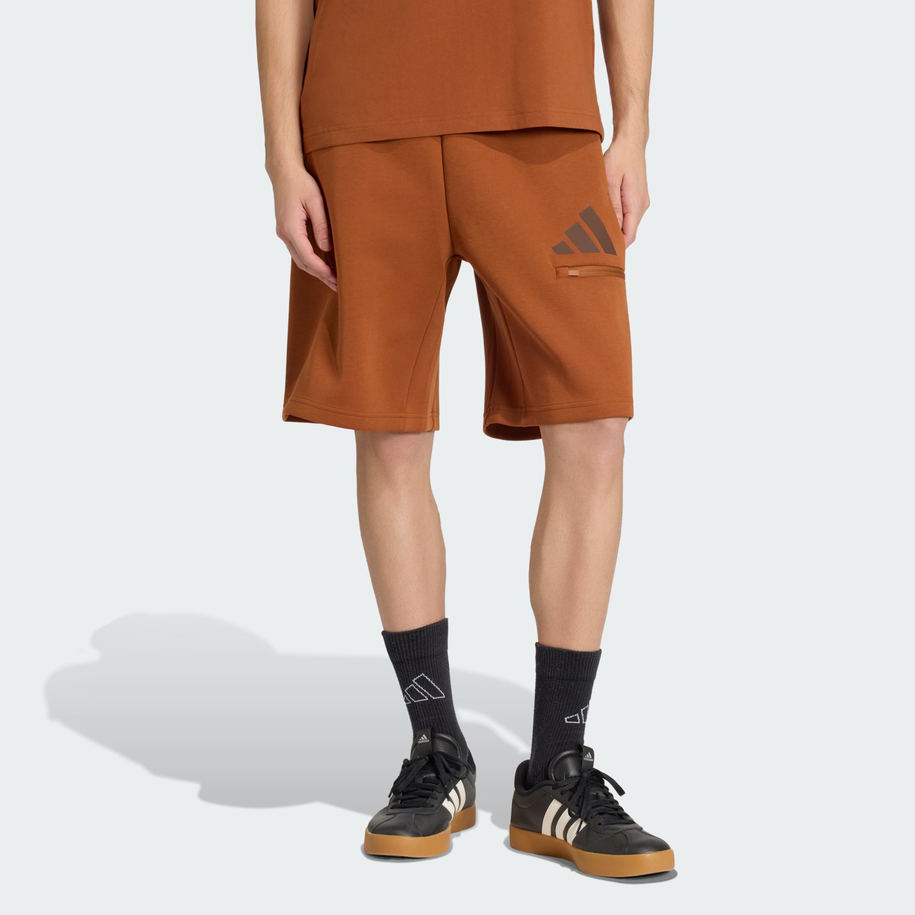 Future Icons Three Bar Shorts