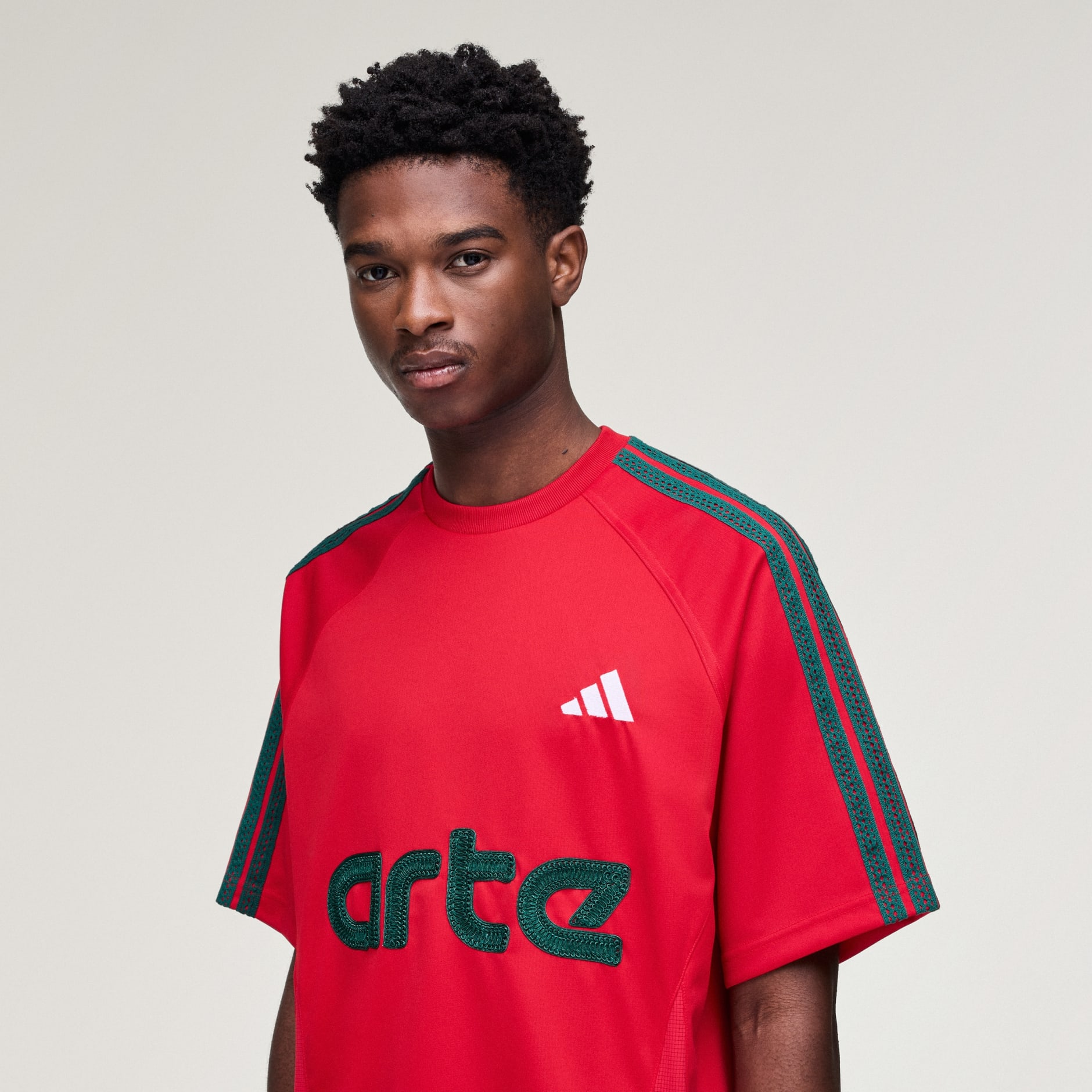 قميص adidas x Arte Antwerp