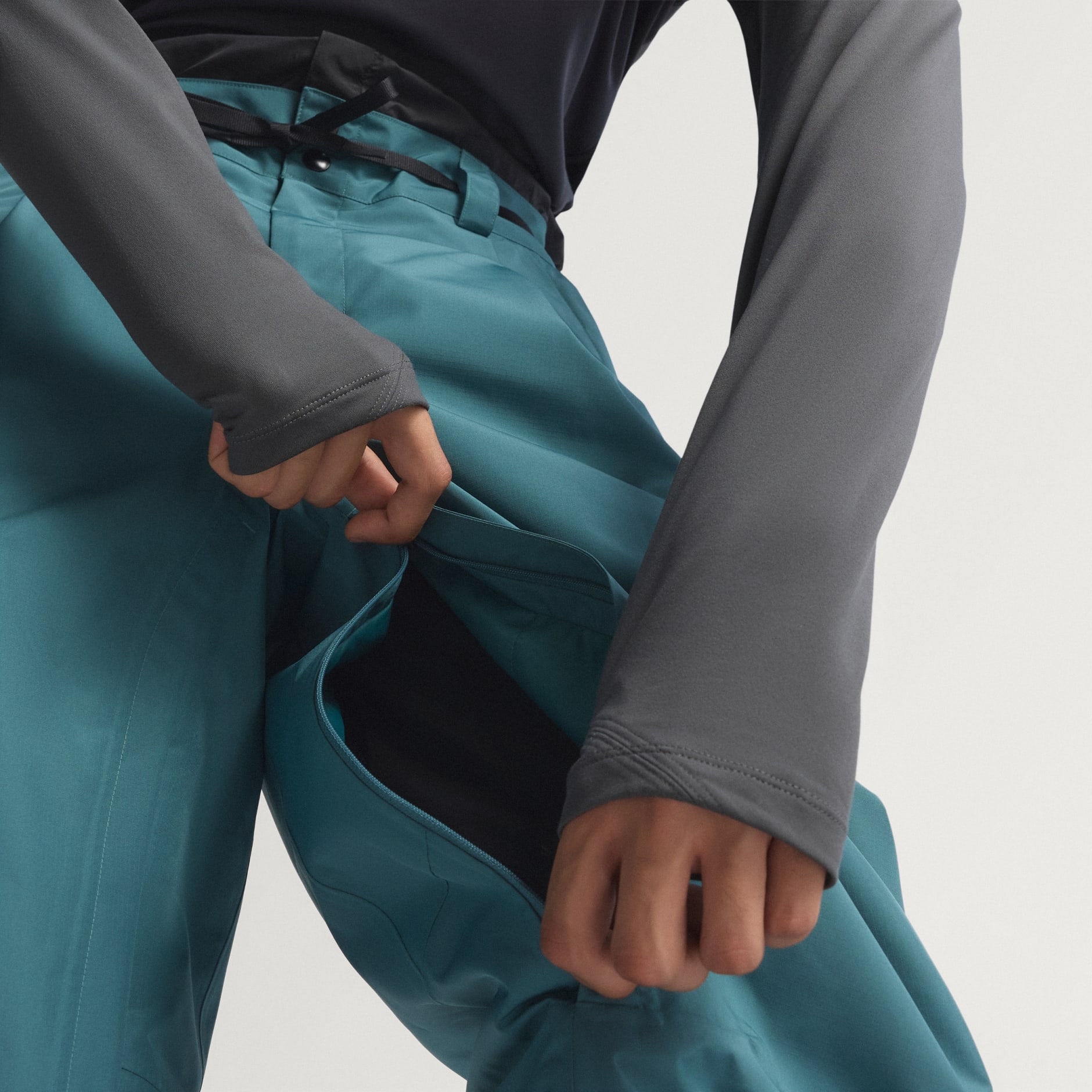 Pantaloni Terrex Xploric izolanți cu 2 straturi CLIMAPROOF