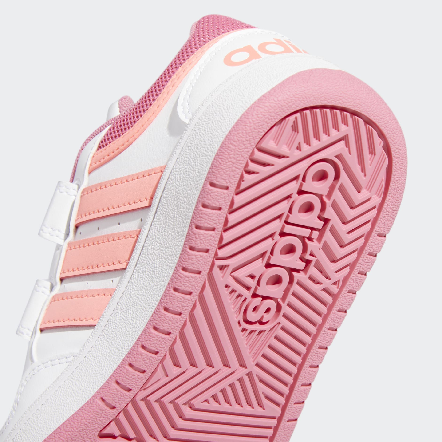 Hoops Lifestyle Basketball Hook-and-Loop Shoes