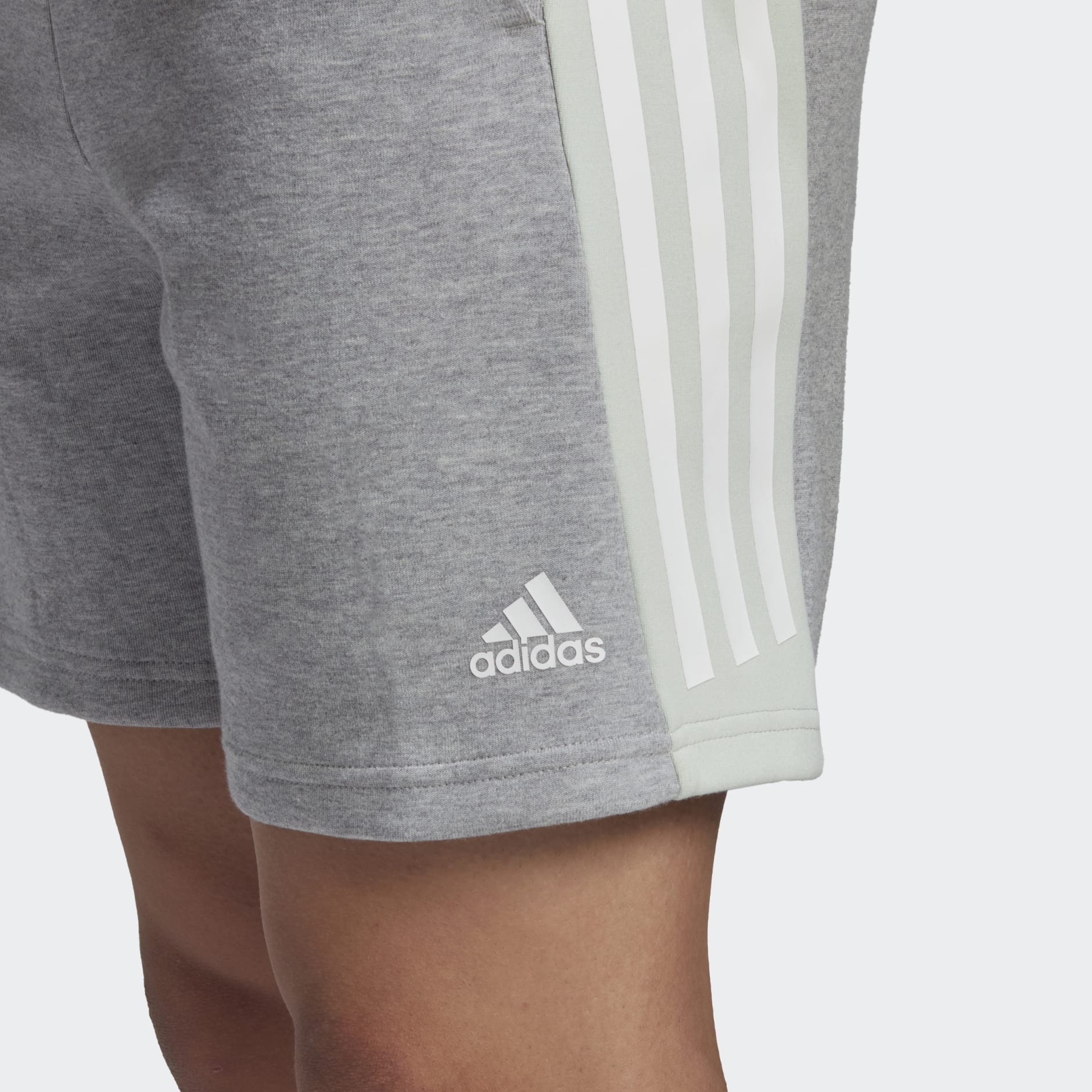 Confidencial Atravesar Opiáceo Men's Clothing - Future Icons 3-Stripes Shorts - Grey | adidas Kuwait