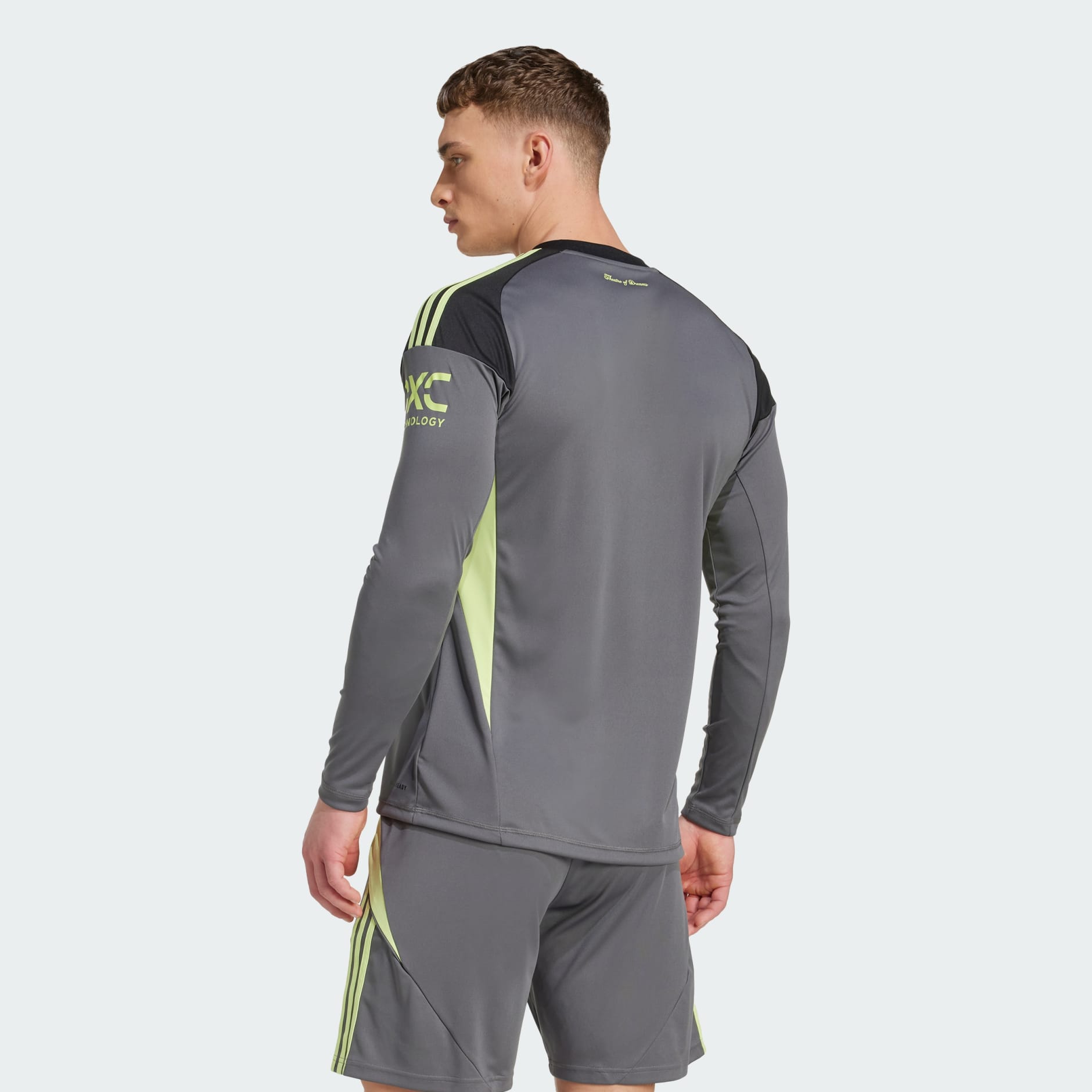 Manchester United 25/26 Long Sleeve Goalkeeper Jersey