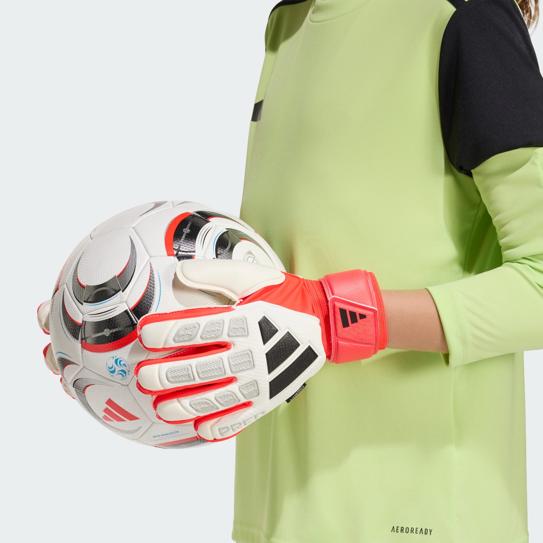 MĂNUȘĂ DE PORTAR PREDATOR MGOALKEEPER GLOVE MATCH FINGERSAVE PENTRU JUNIORI