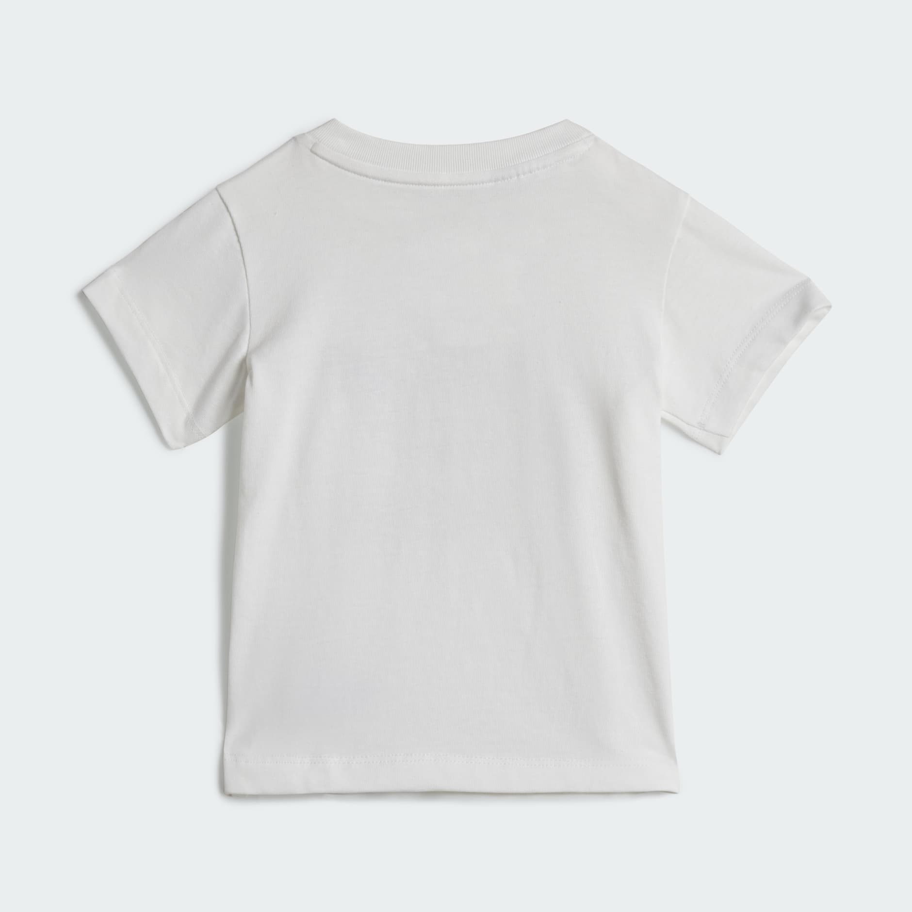Set cu pantaloni scurți și tricou pentru copii