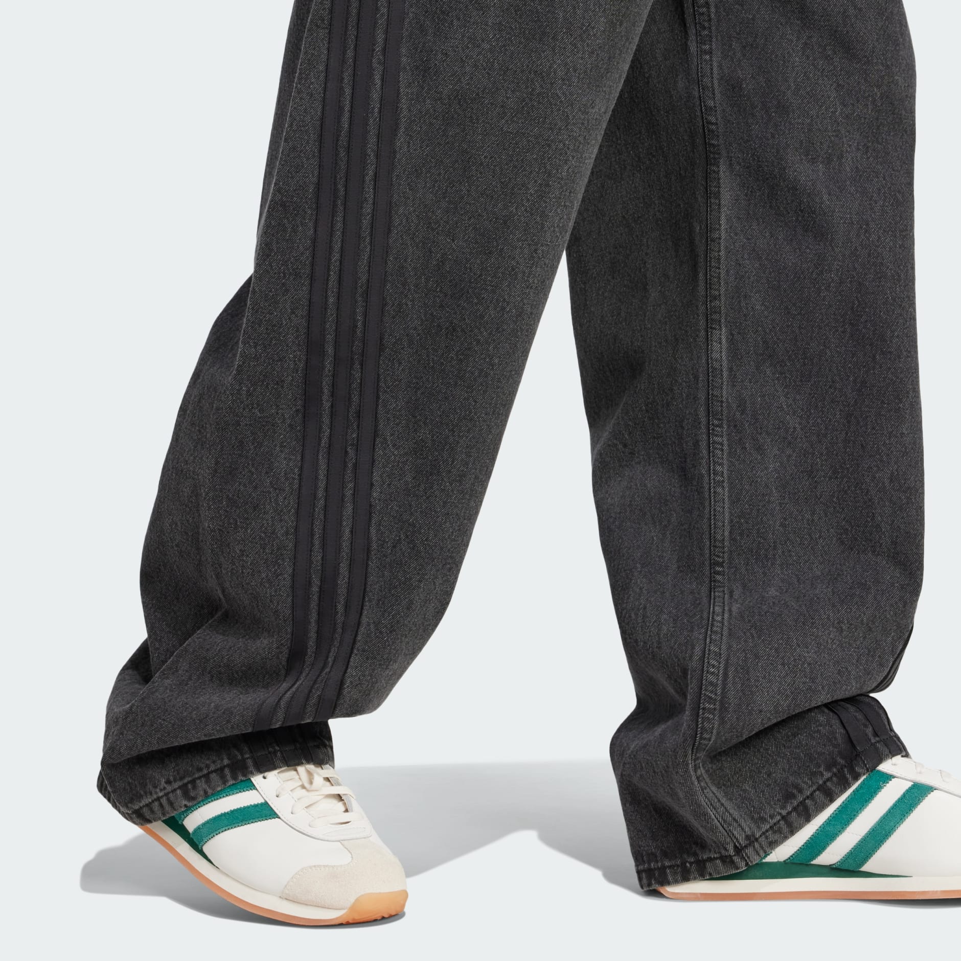 Pantaloni din denim largi Adilenium Season 3