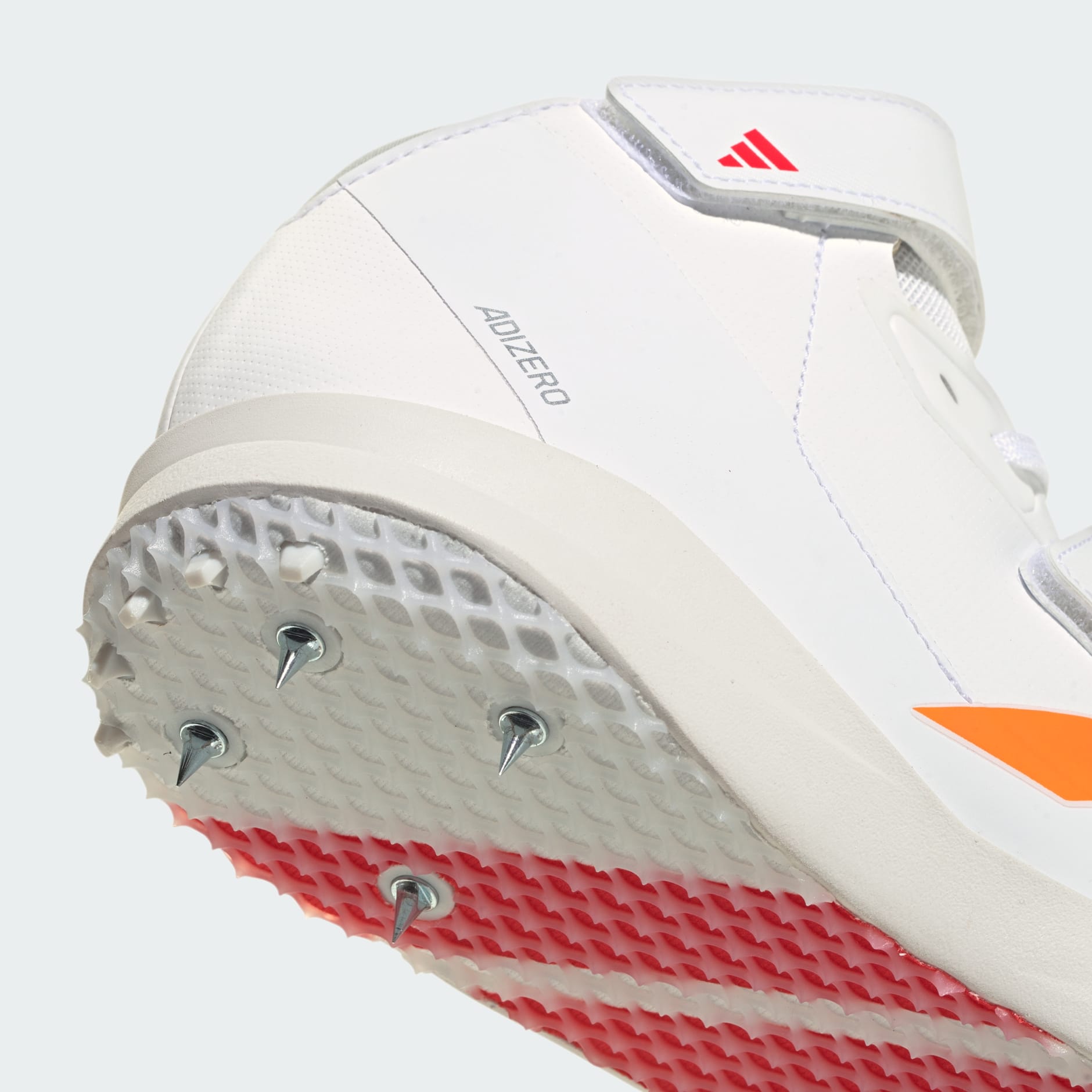 Adizero Javelin 跑步鞋