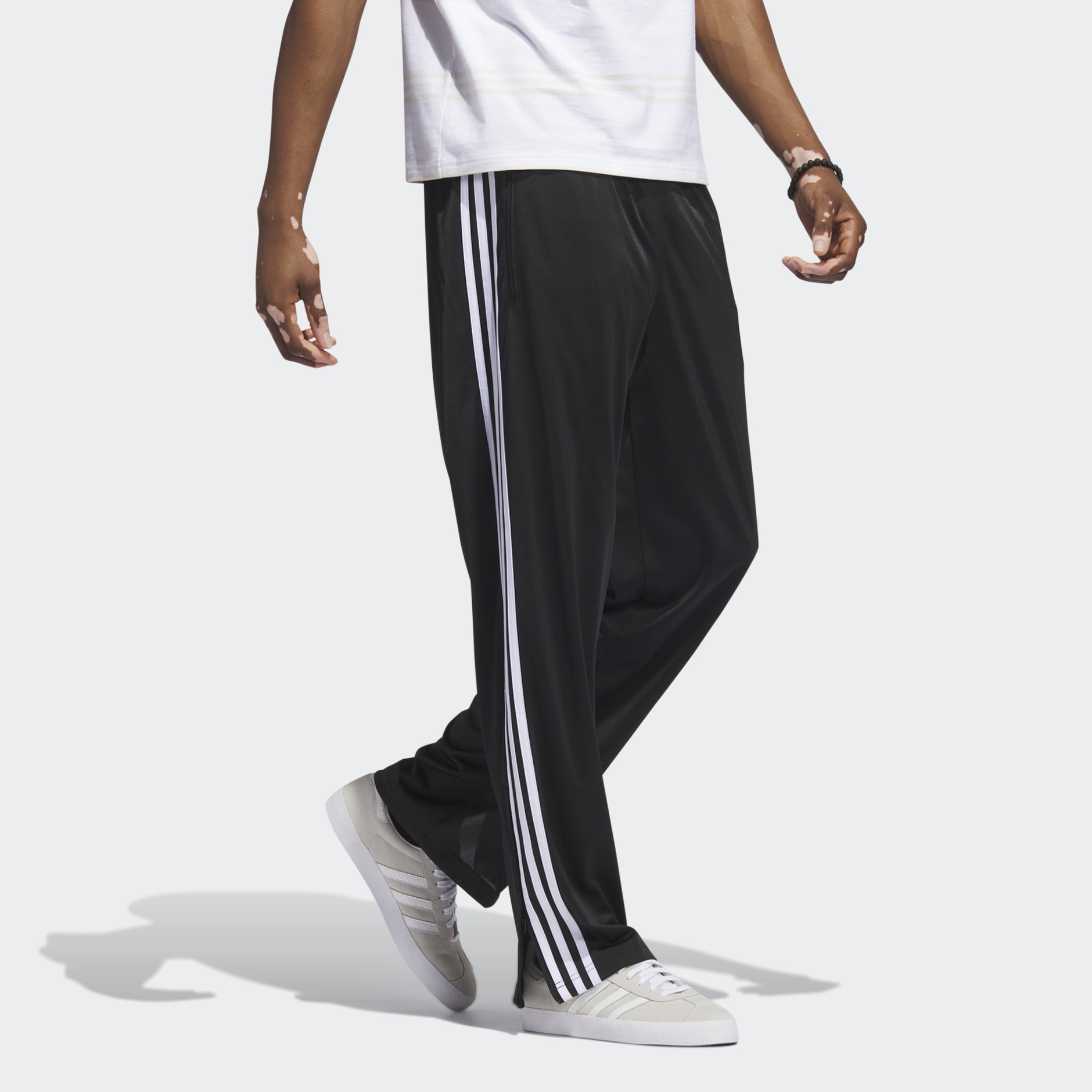 adidas + UO Fitted Track Pant | Adidas pants outfit, Adidas pants, Adidas  track pants