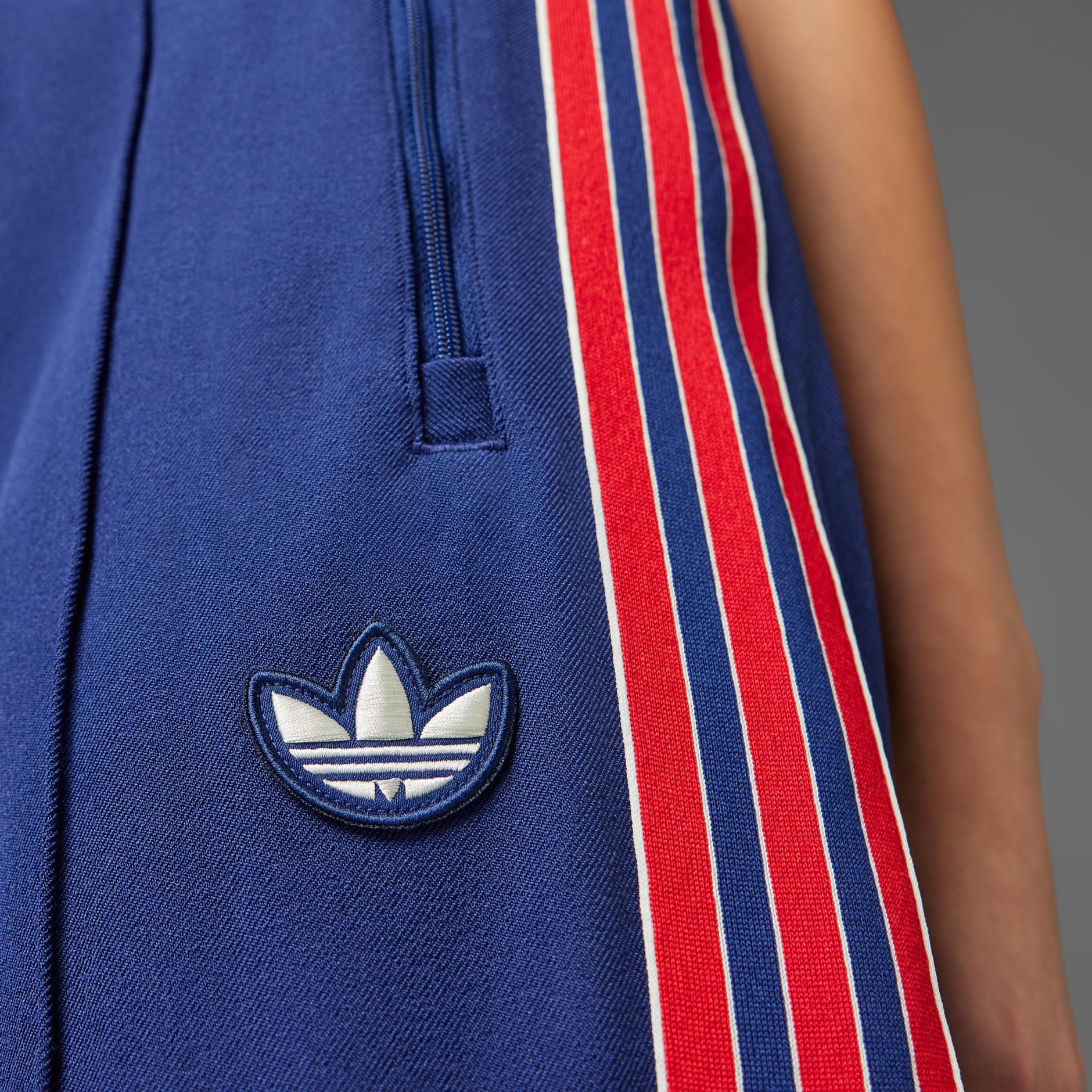 Pantaloni de trening Arsenal Terrace Icons