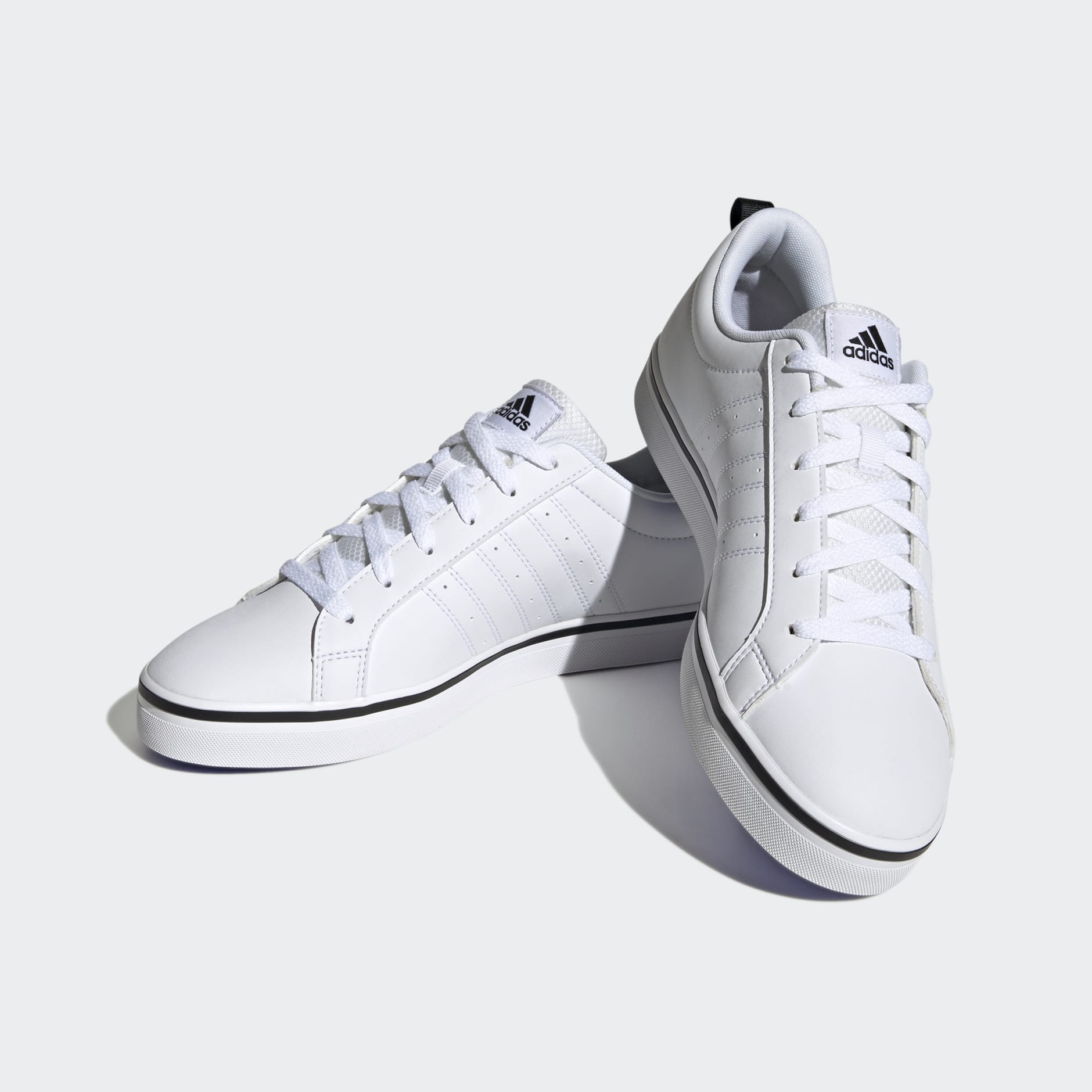 Afleiden Collega vier keer Men's Shoes - VS Pace 2.0 3-Stripes Branding Synthetic Nubuck Shoes - White  | adidas Saudi Arabia