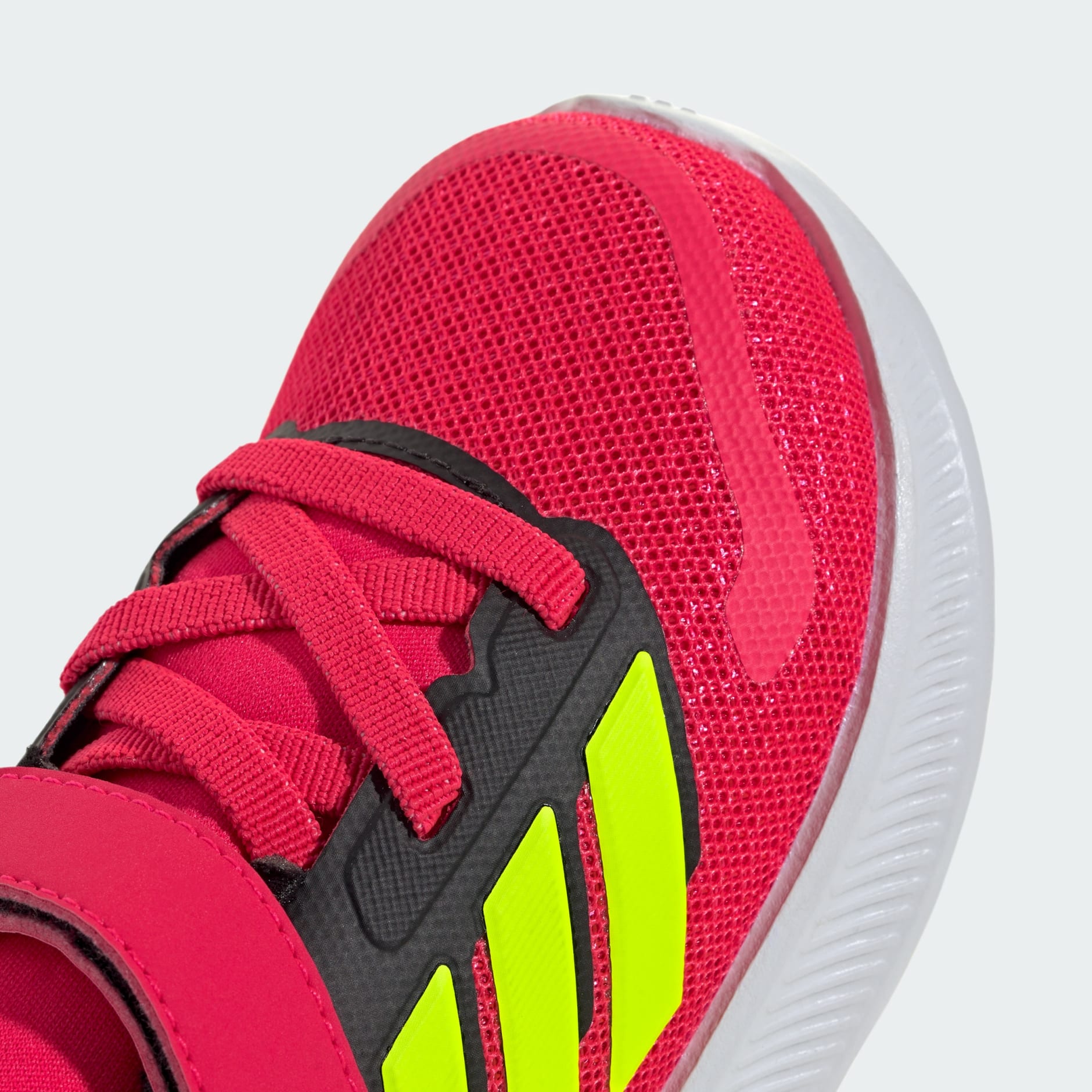 حذاء للأطفال Runfalcon 5