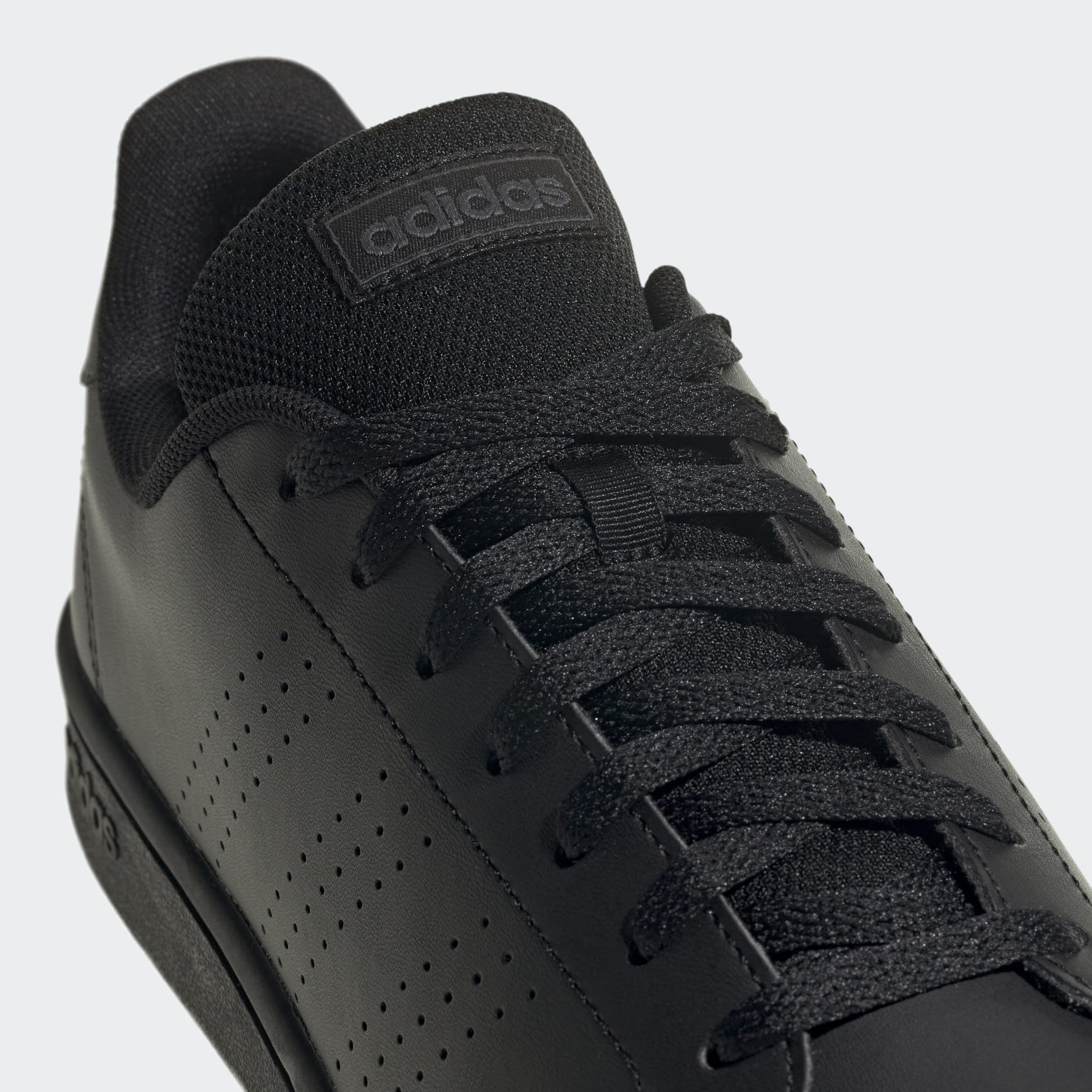 Adidas Cloudfoam Advantage Mens Shoes Size 10 Sneakers Trainers Black Low  B74226 | SidelineSwap