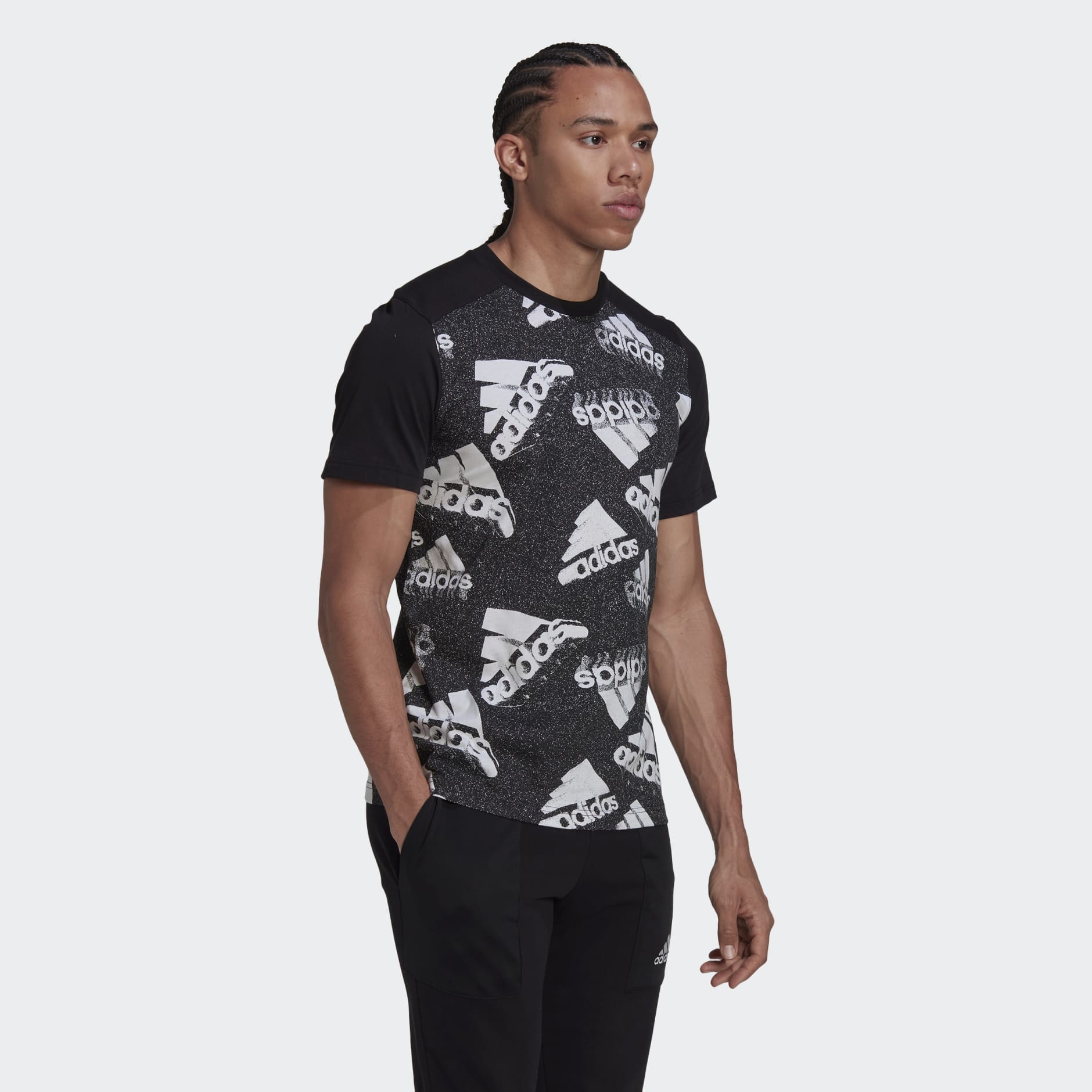 Camiseta Essentials BrandLove Logo