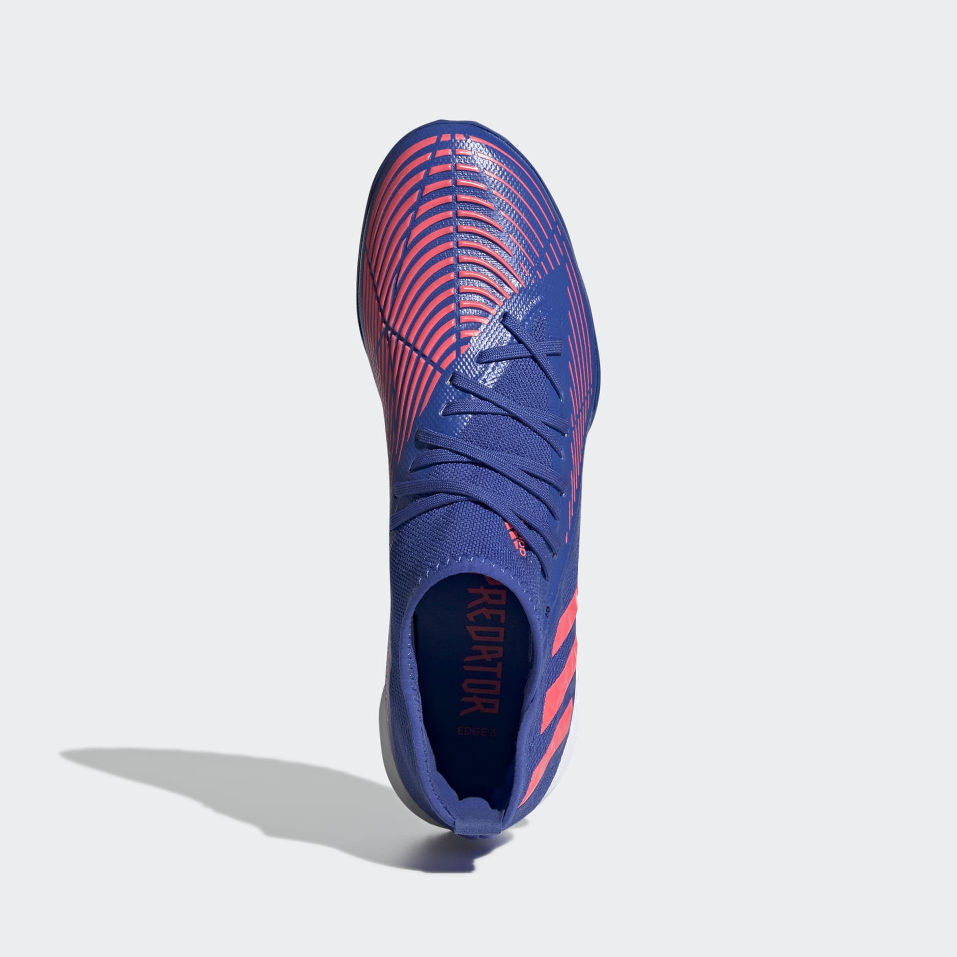 נעלי Predator Edge.3 Turf Boots