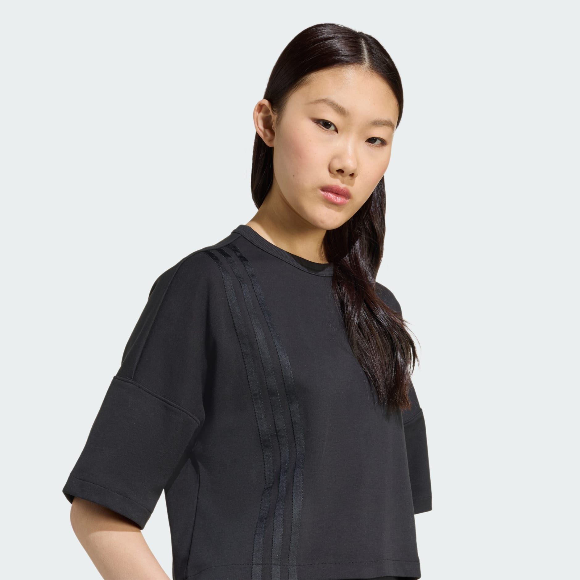 Tricou cu 3 dungi pe o parte