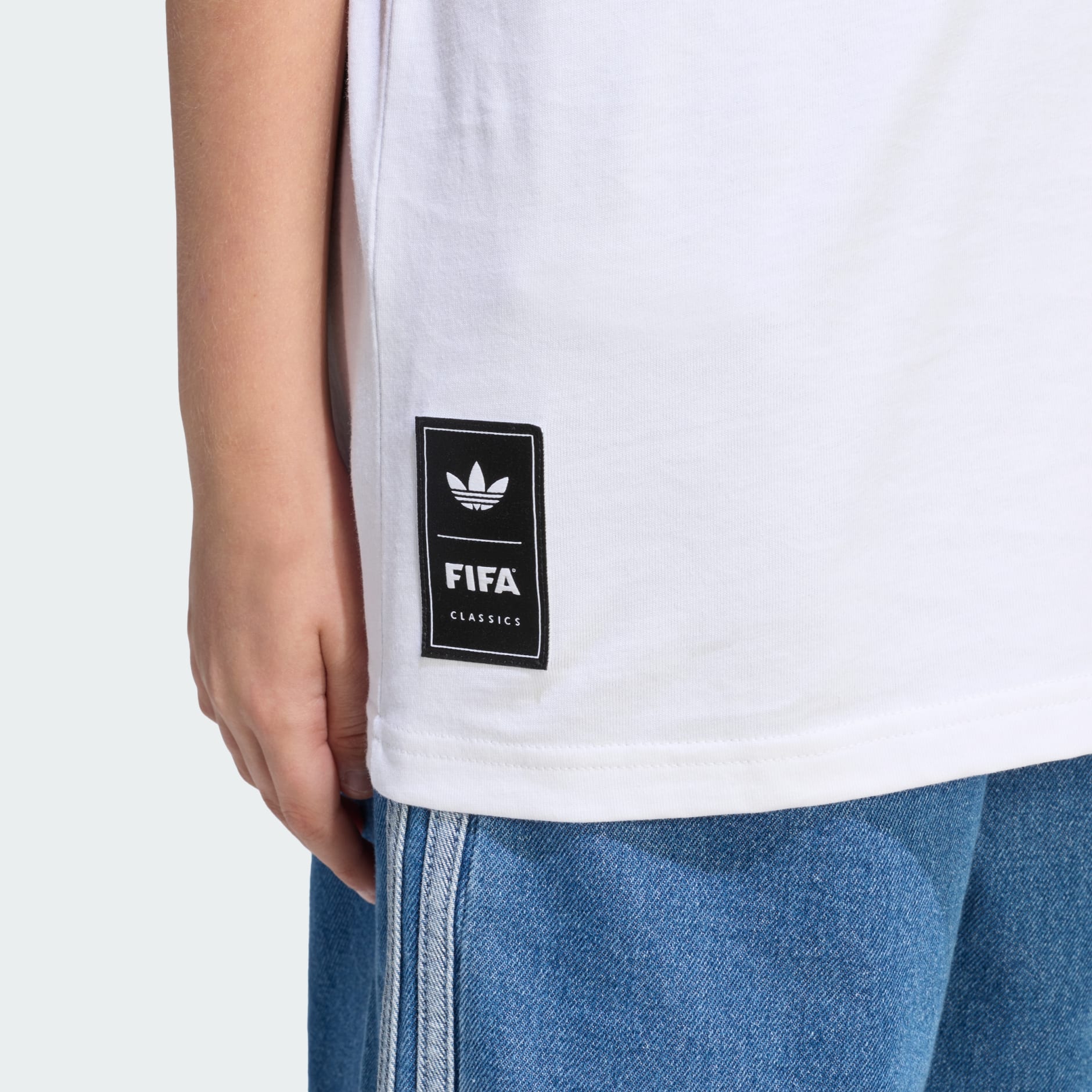 LOOSE GRAPHIC T-SHIRT