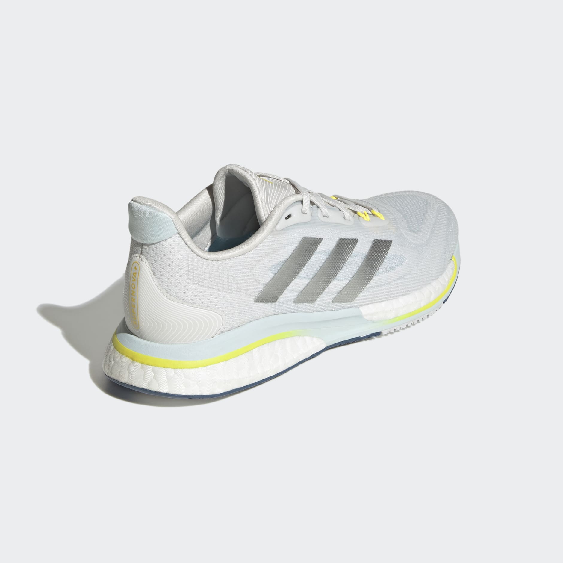 Tenis Supernova+