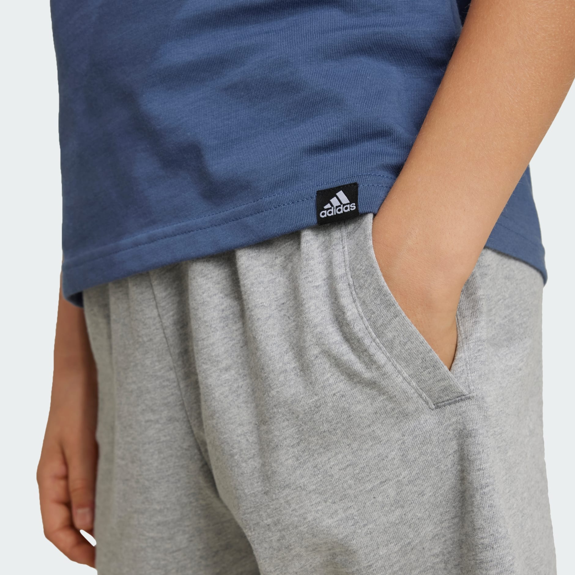 تيشيرت جرافيكي للأطفال