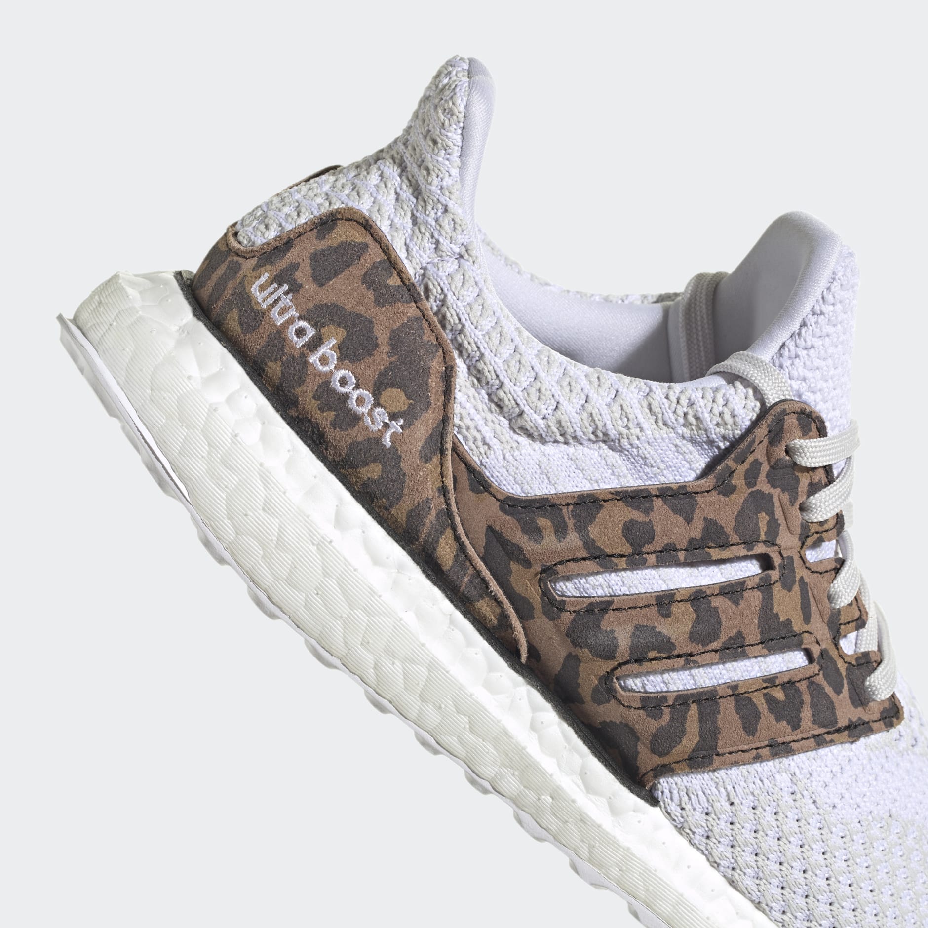 Ultraboost 5.0 DNA Shoes