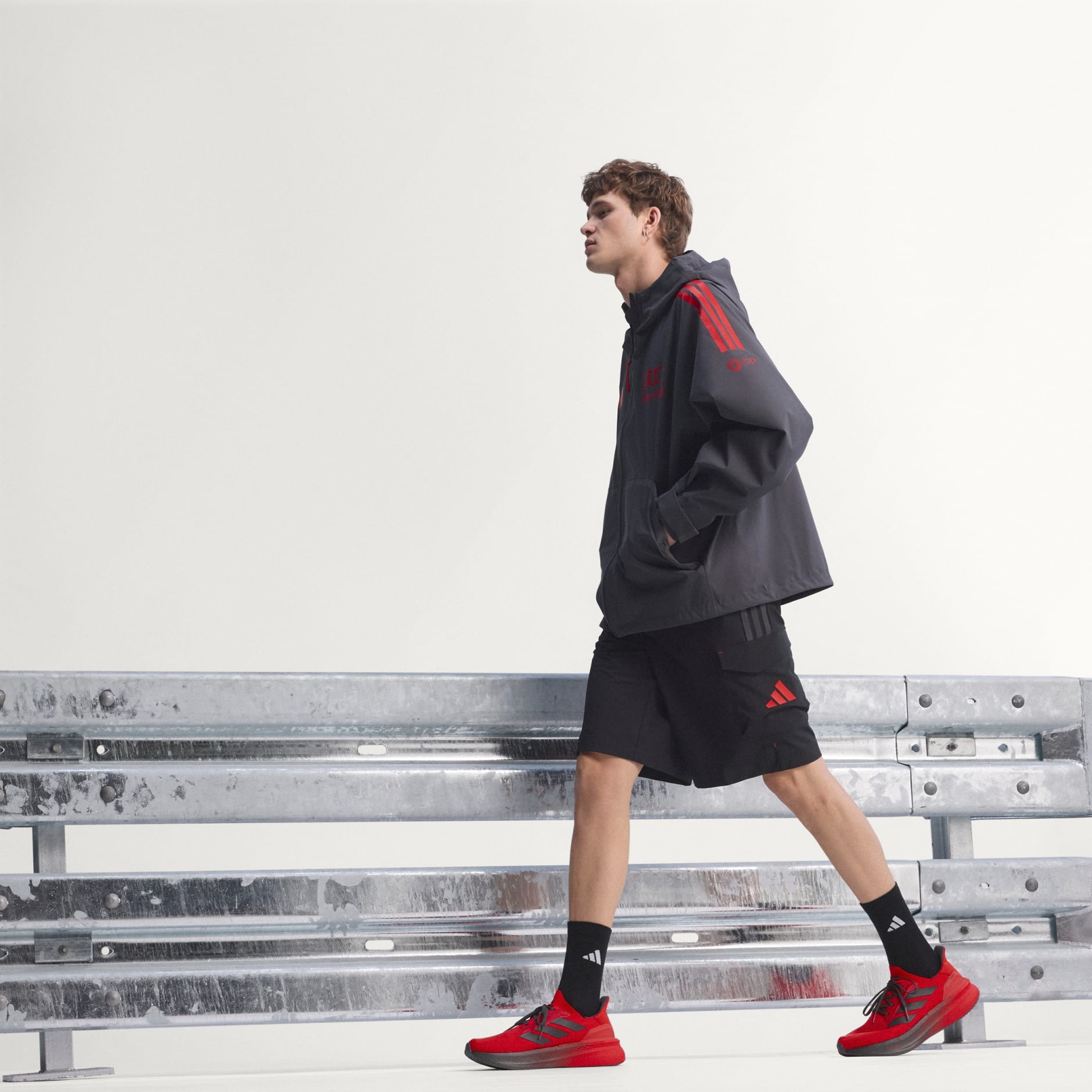 JAKNA ZA KI&Scaron;U AUDI REVOLUT F1 TEAM MECHANICS