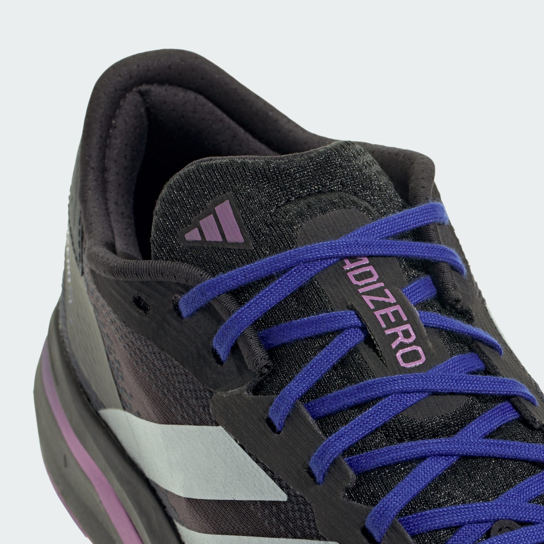 حذاء Adizero SL2