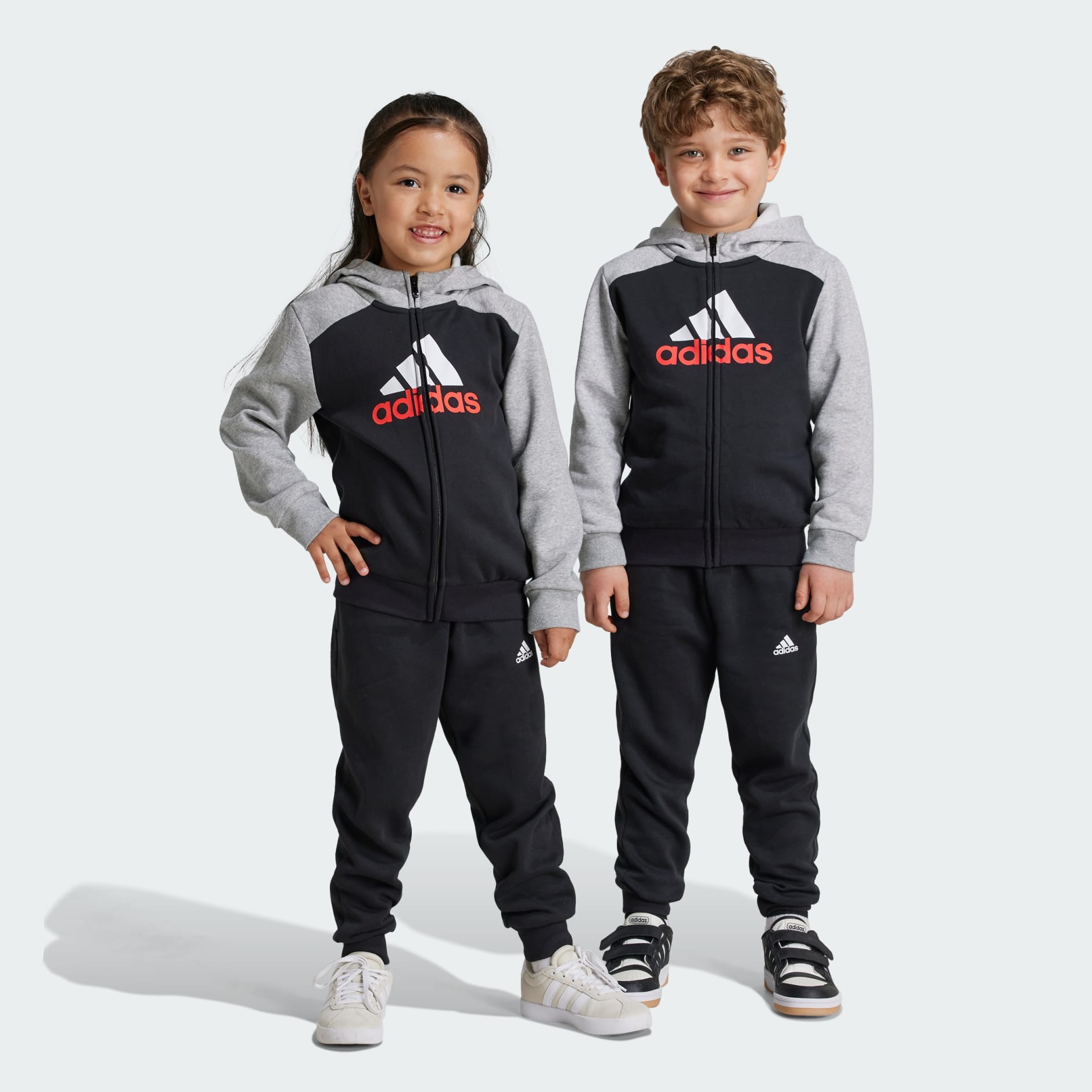 بدلة رياضيّة Essentials Big Logo Fleece للأطفال