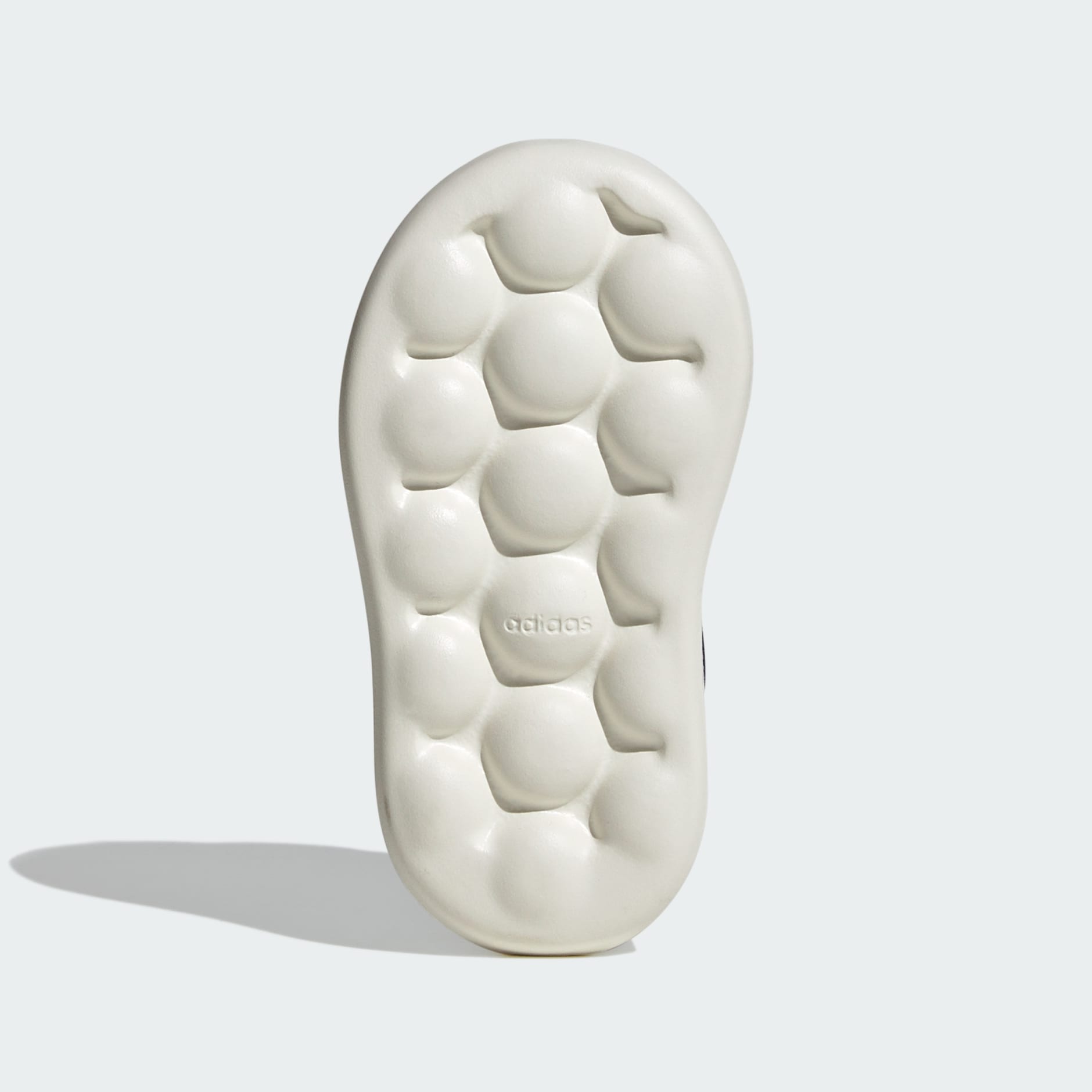 أحذية Advantage المستوحى من ديزني للأطفال من أديداس