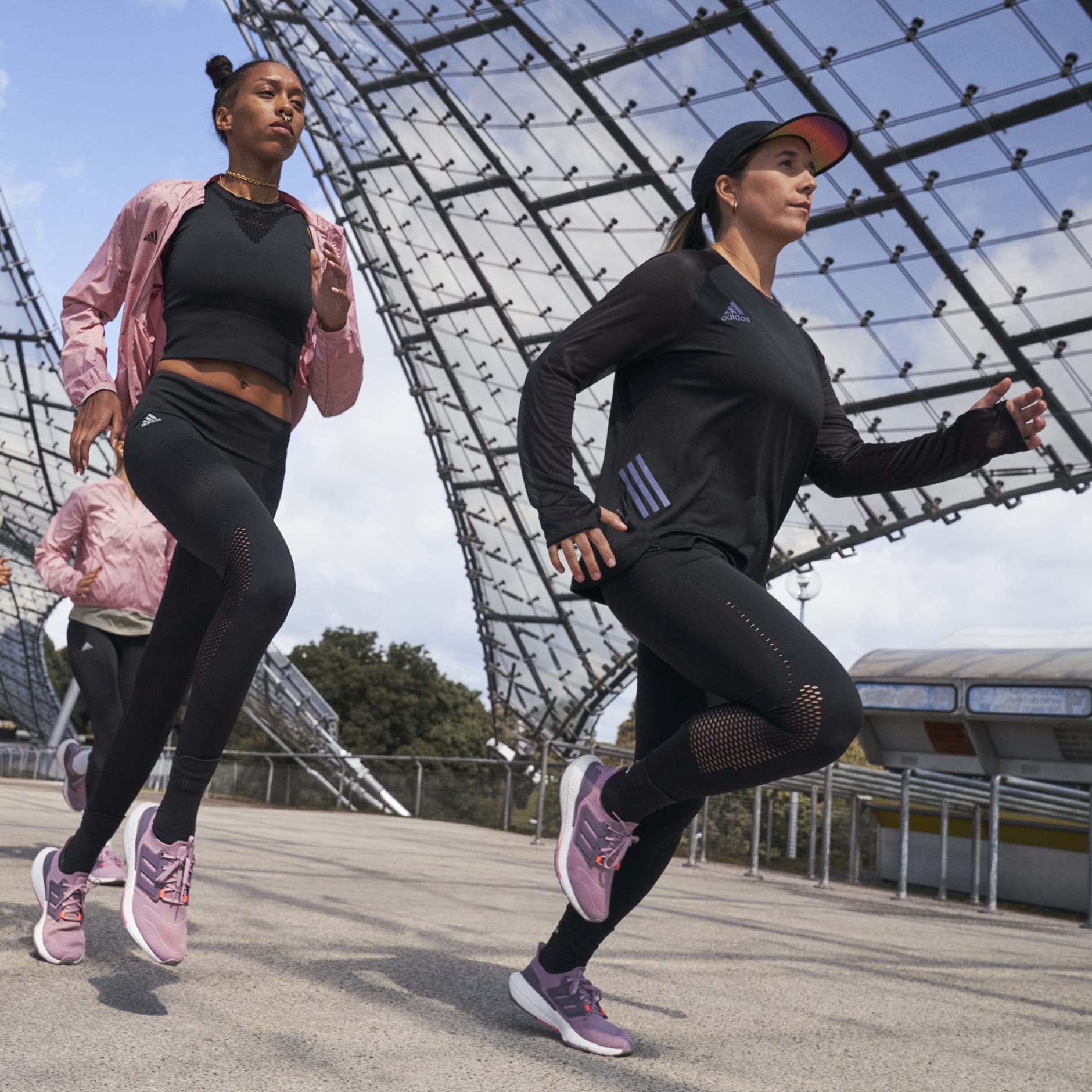 ULTRABOOST 22 SHOES