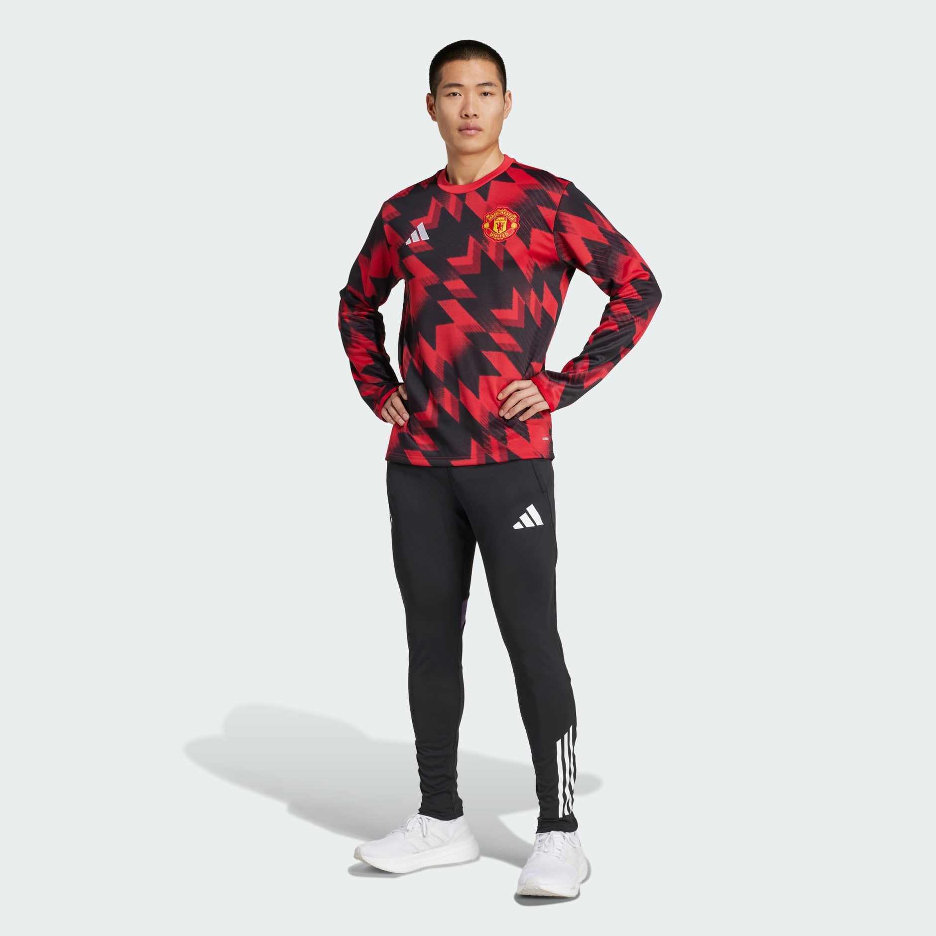 Bluză de &icirc;ncălzire Manchester United 25/26 &icirc;nainte de meci