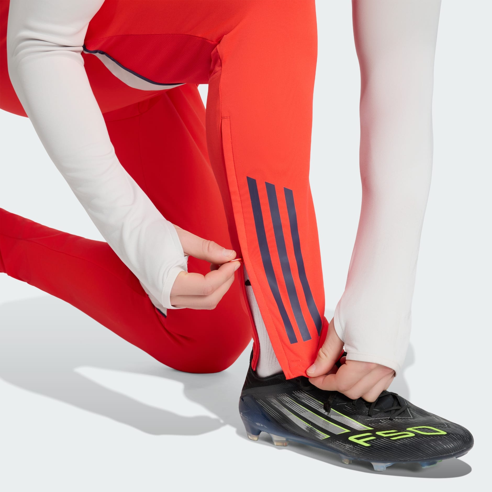 Hlače FC Bayern 2025/2026 Tiro25 Competition Training