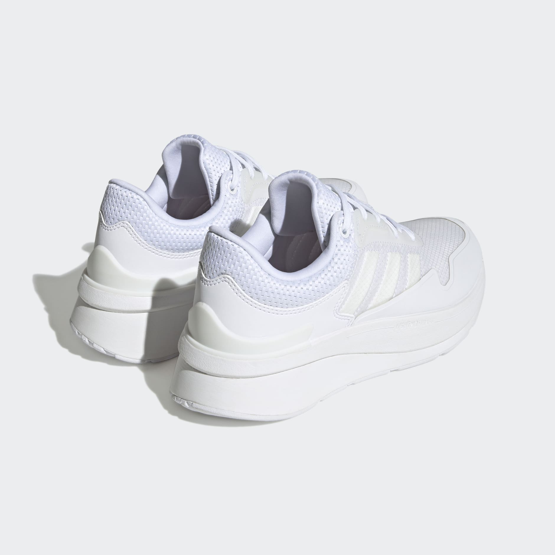 ZNCHILL LIGHTMOTION+ Shoes