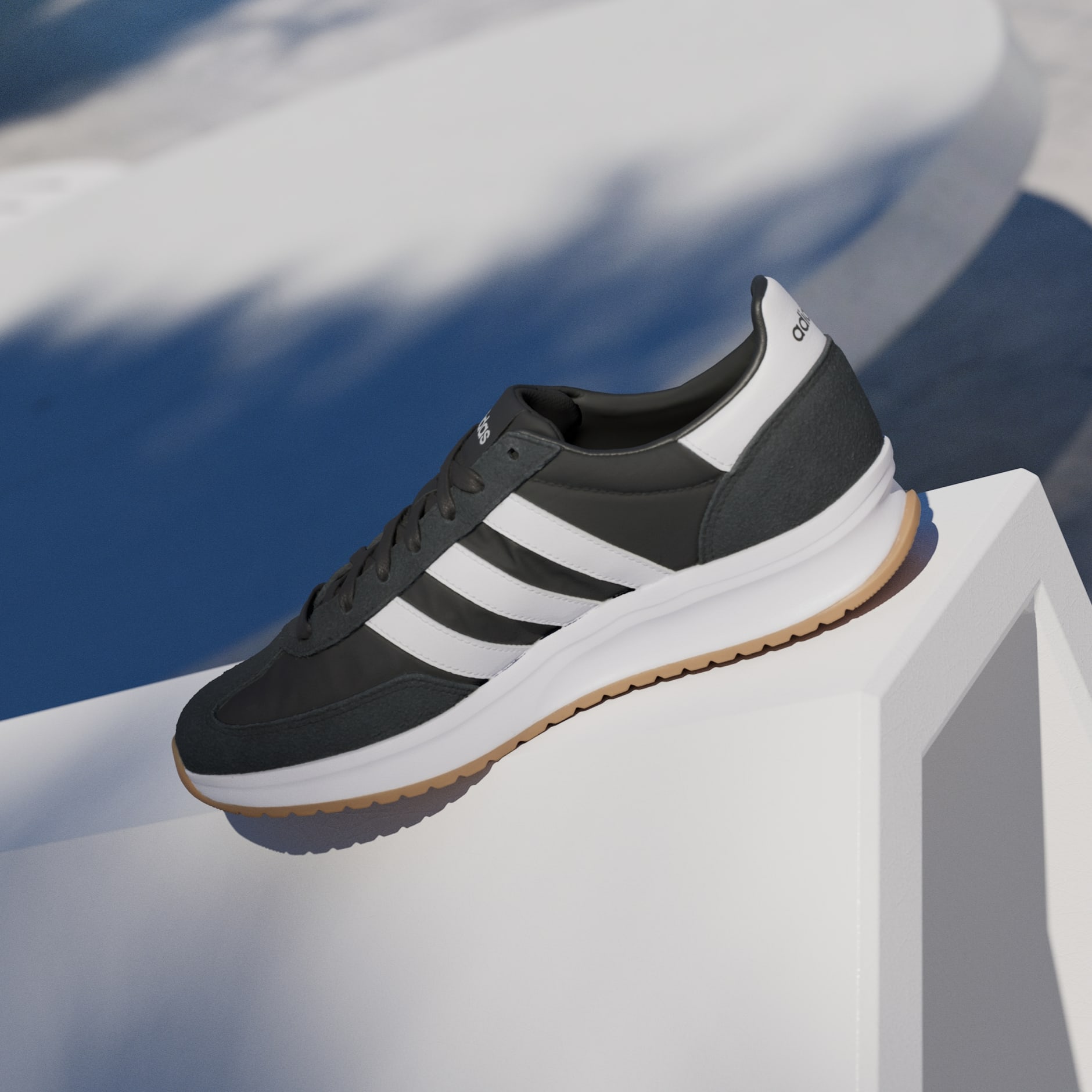 RUN 70s 2.0 Shoes
