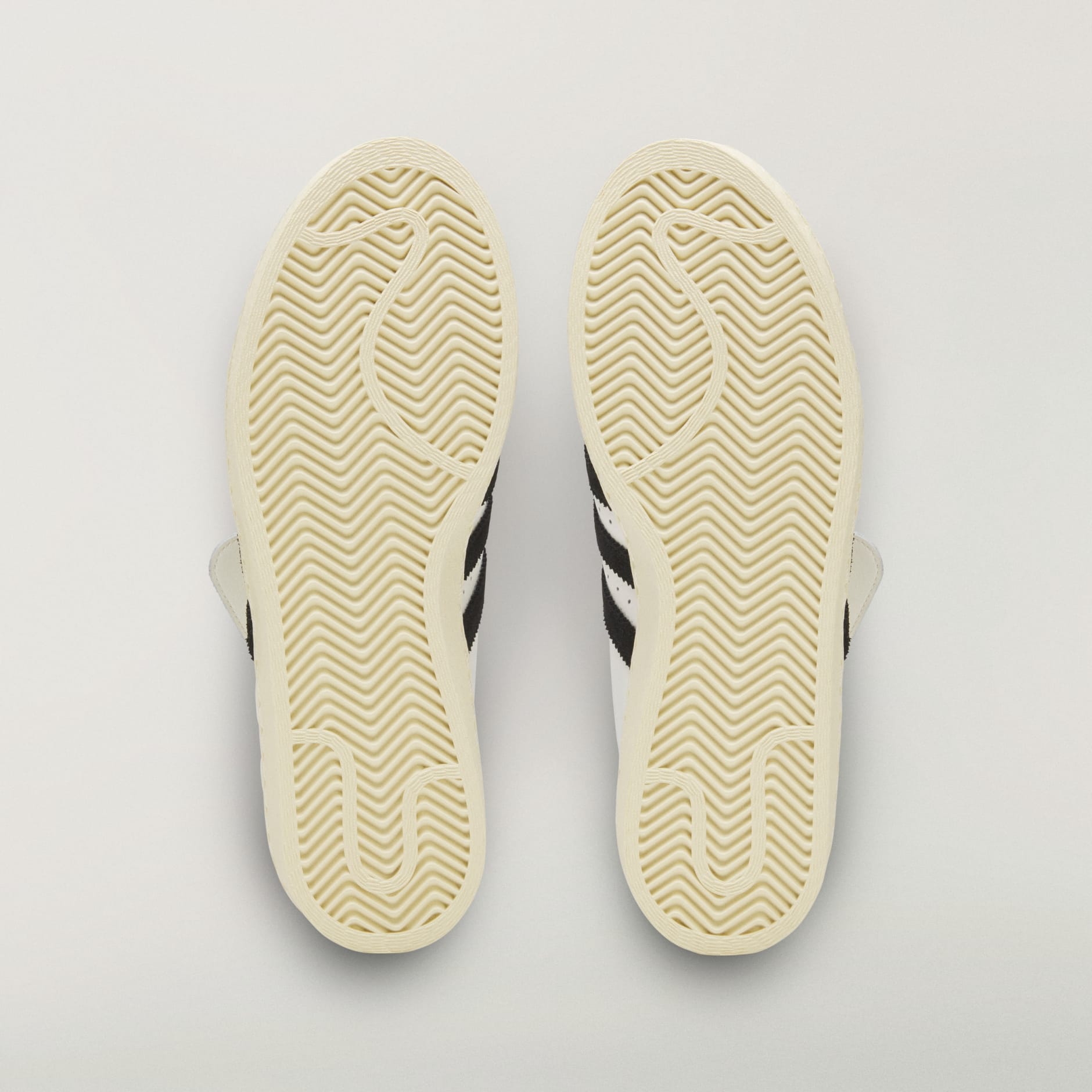 Chavarria Jabbar 低筒鞋款