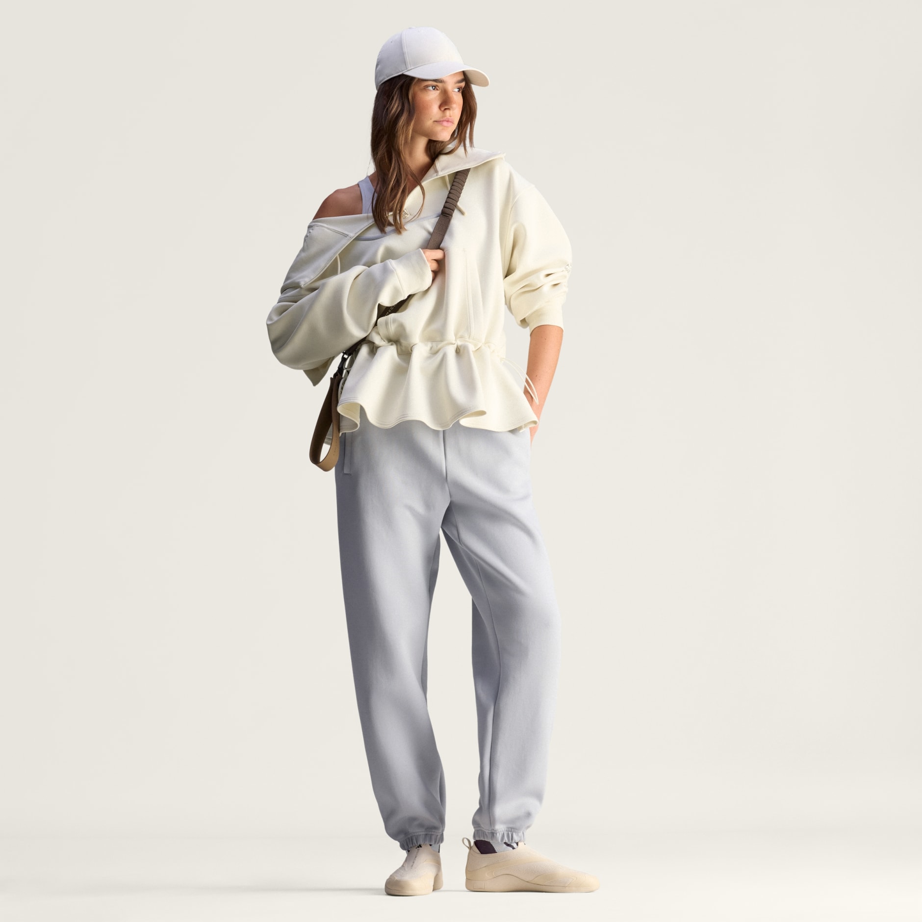 Pantaloni de trening largi adidas by Stella McCartney