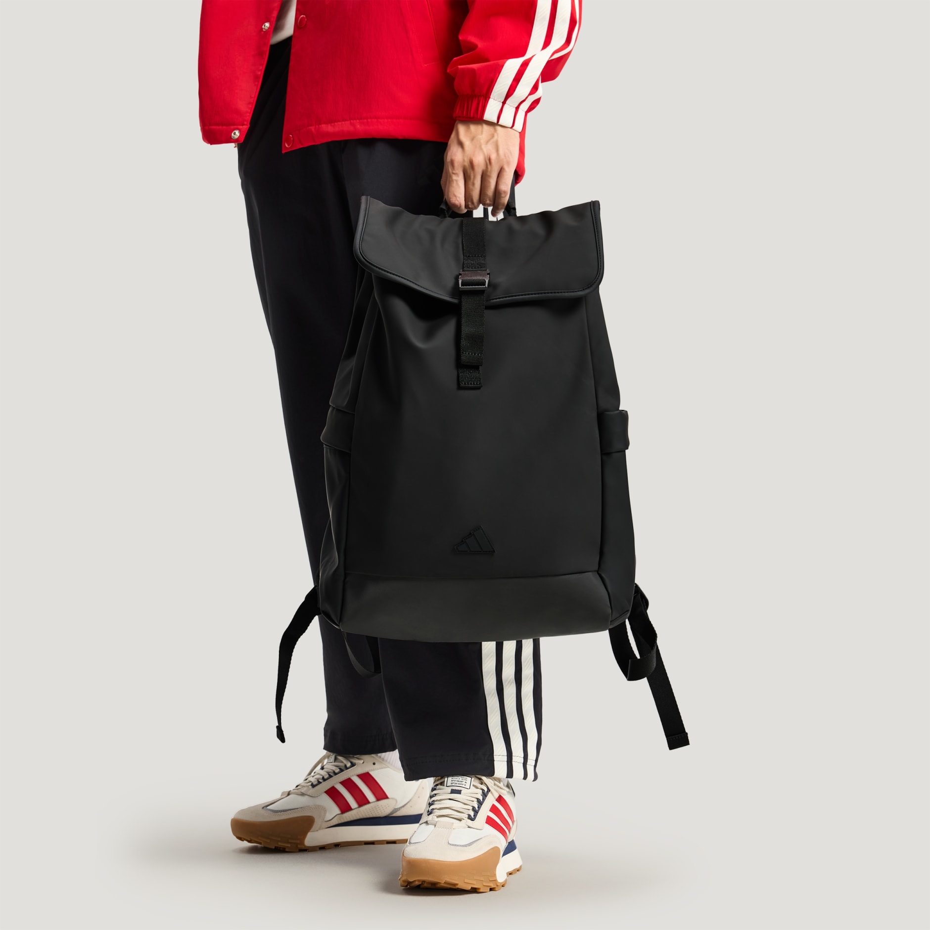 UNISEX URBAN SPORTS SLEEK BACKPACK