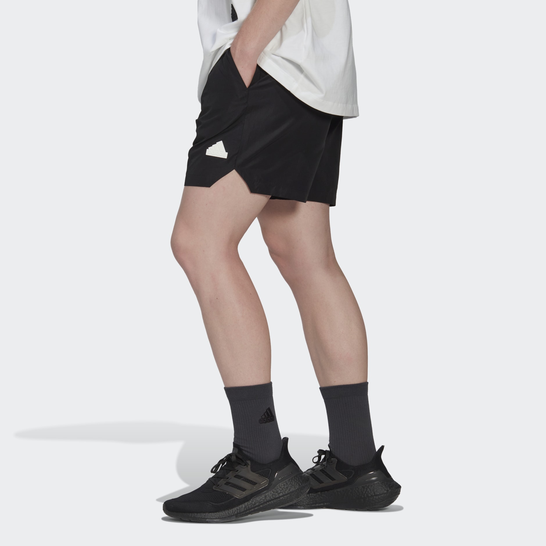 Shorts Tech