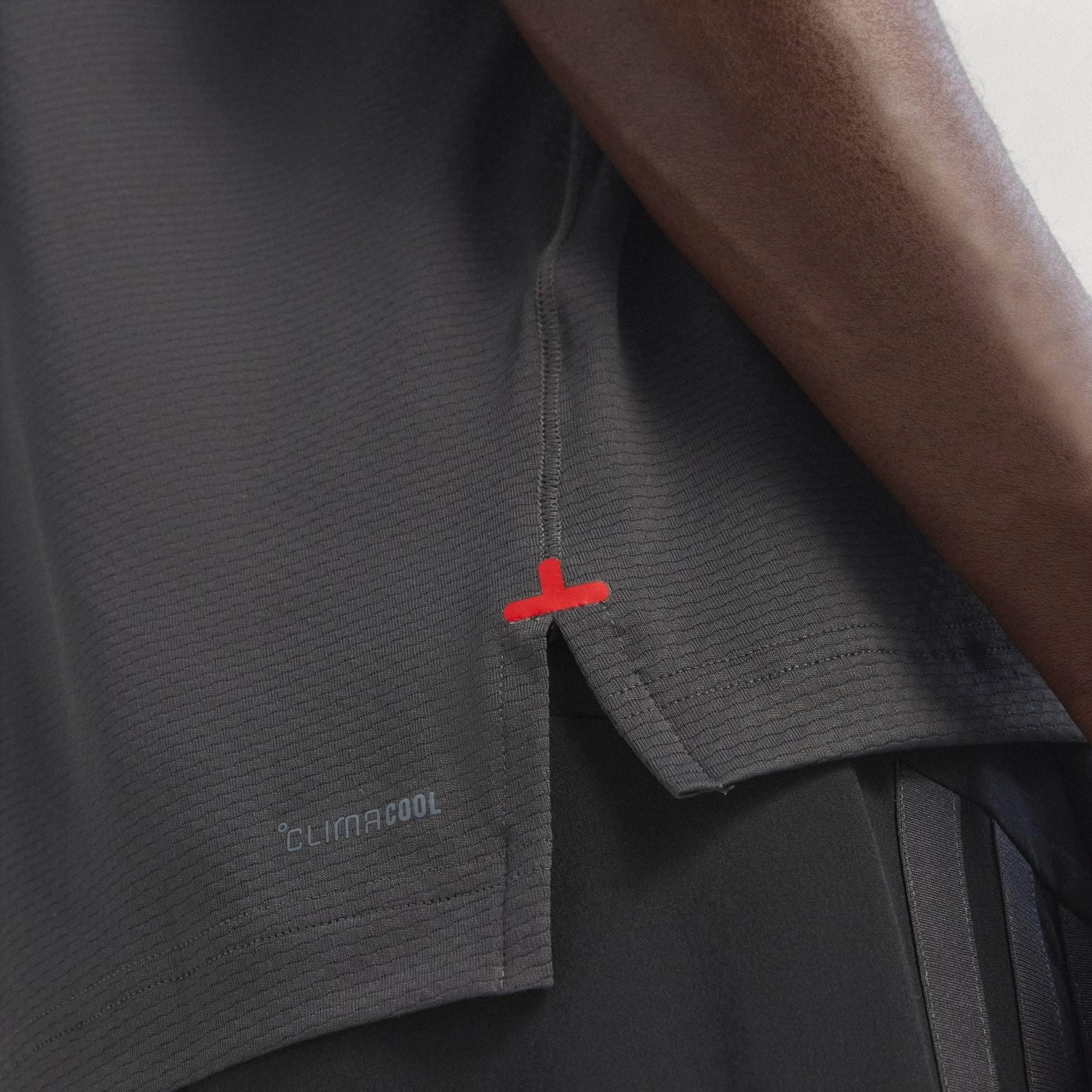 TRICOU AUDI REVOLUT F1 TEAM MECHANICS