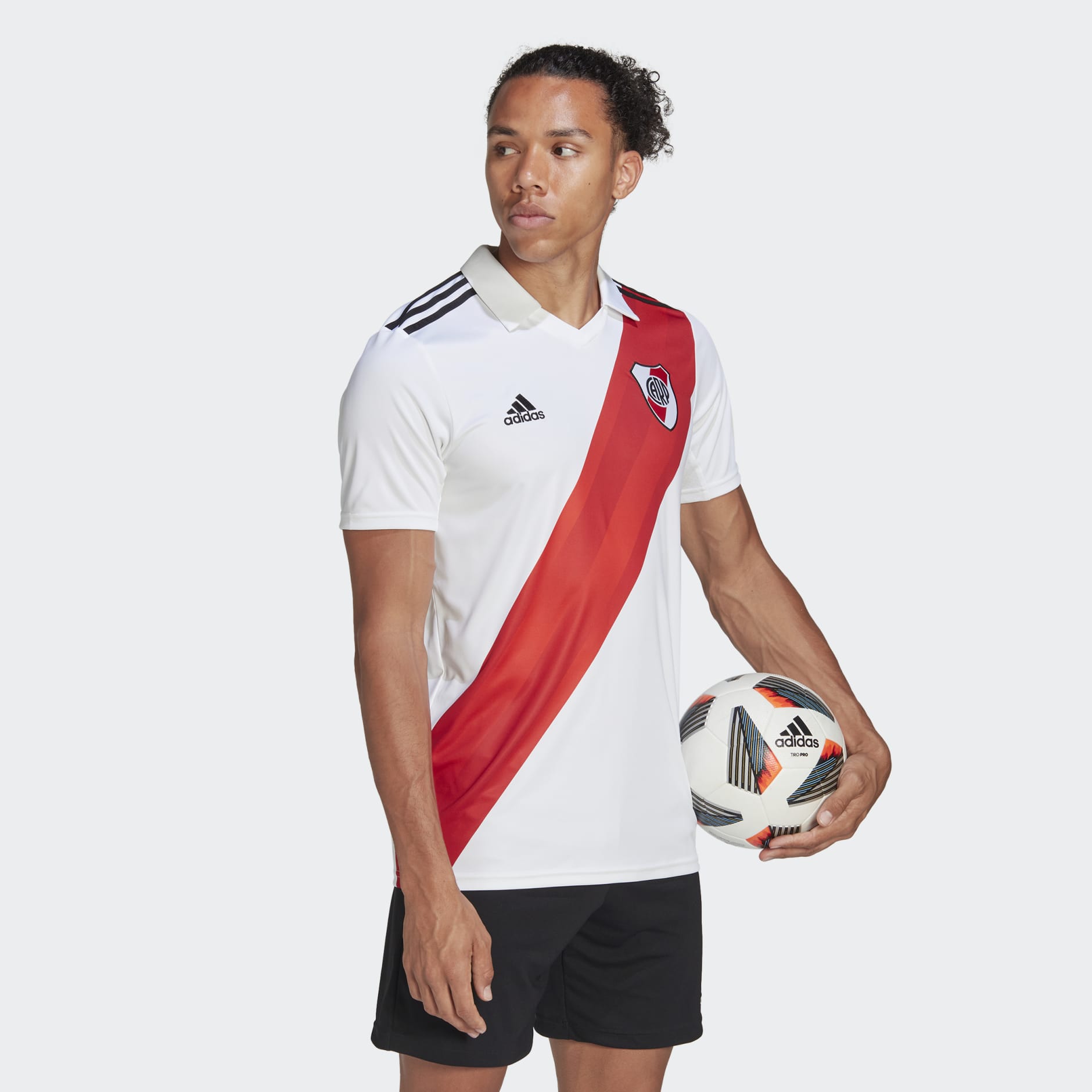 católico Generoso Cesta Camiseta Uniforme de Local River Plate 22/23