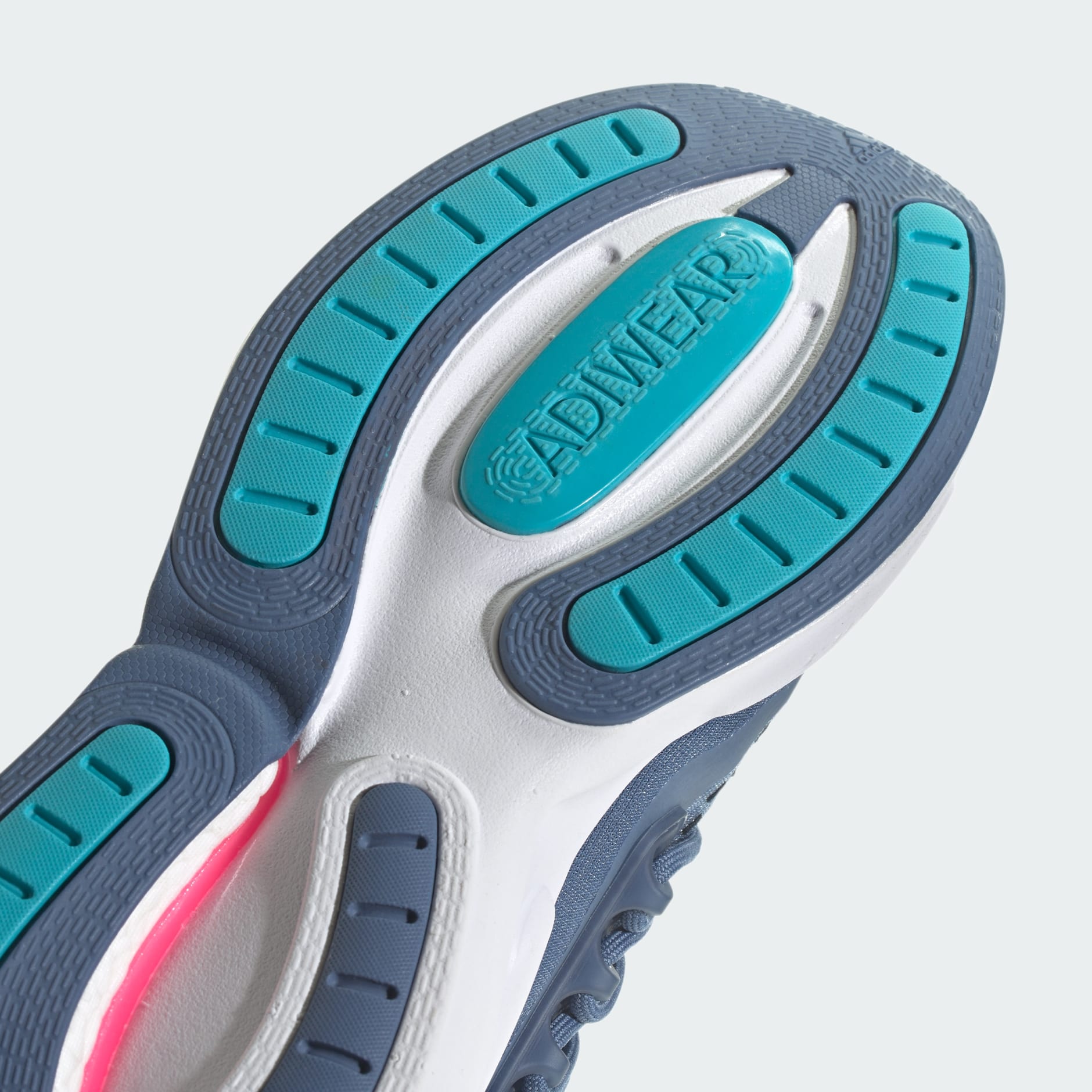 حذاء Alphaboost V1